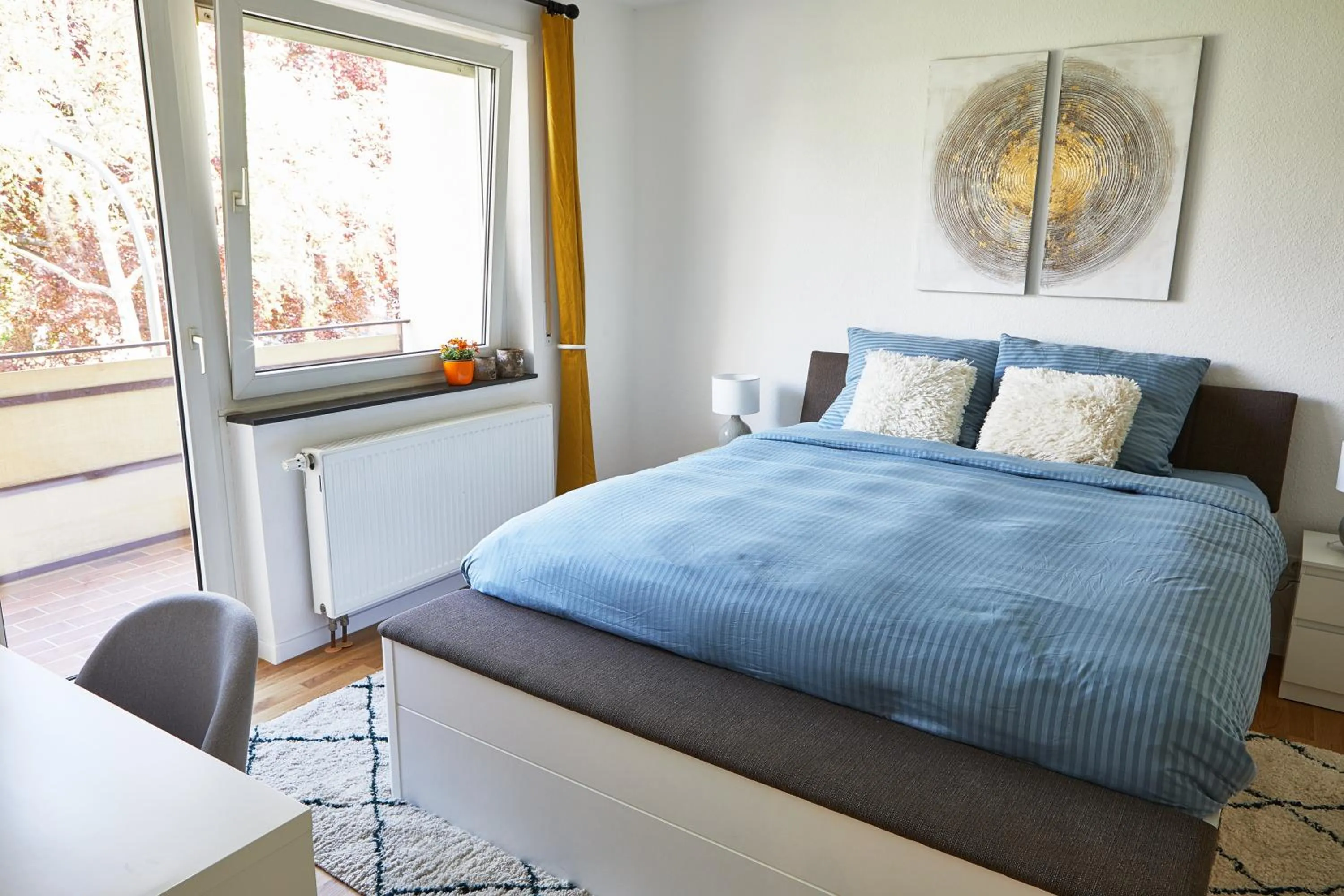 Large 2BR Apart up to 5 ppl, Work&Long Stay, BASF with Strong Wifi