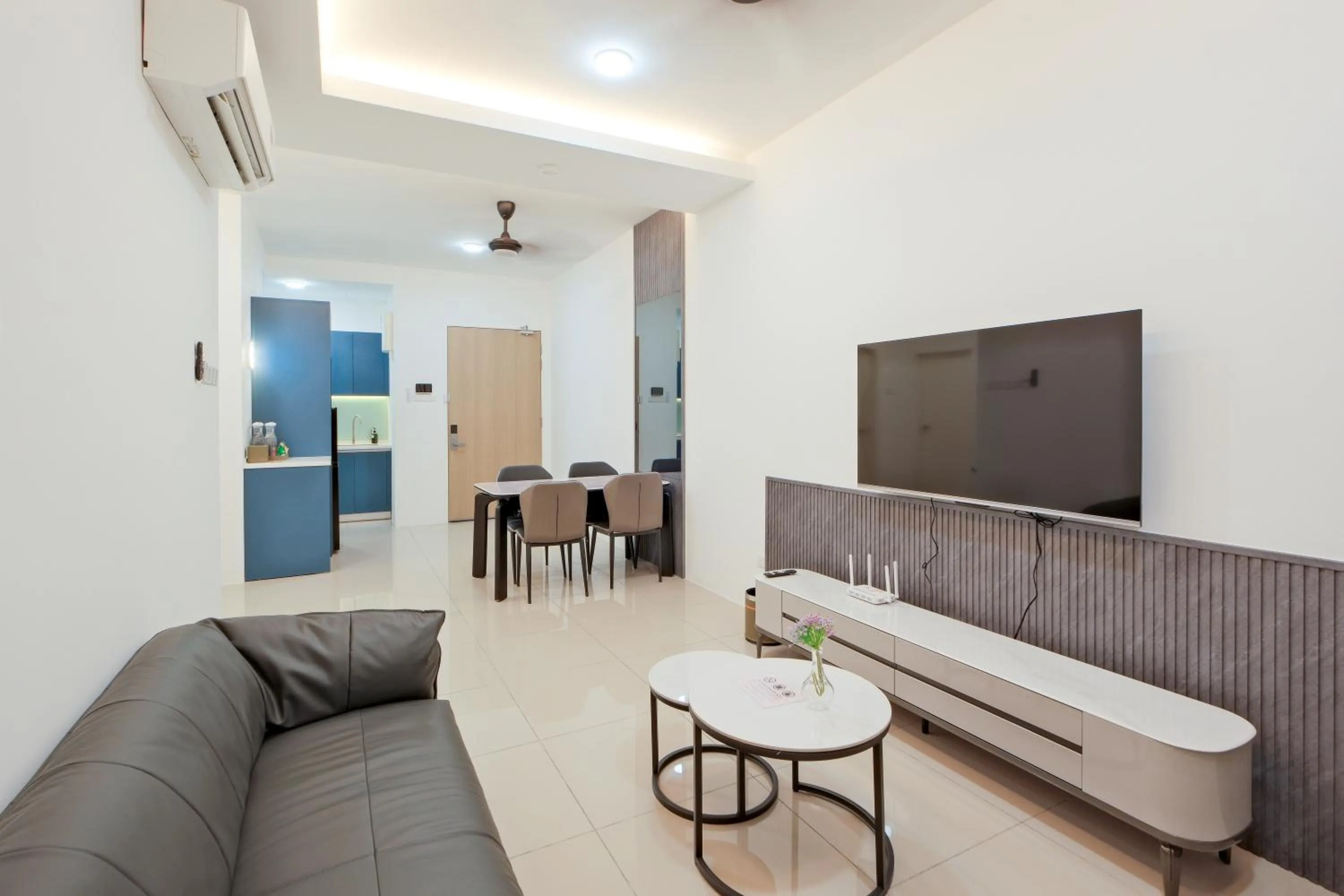 TV and multimedia in G Residence Sky Suite