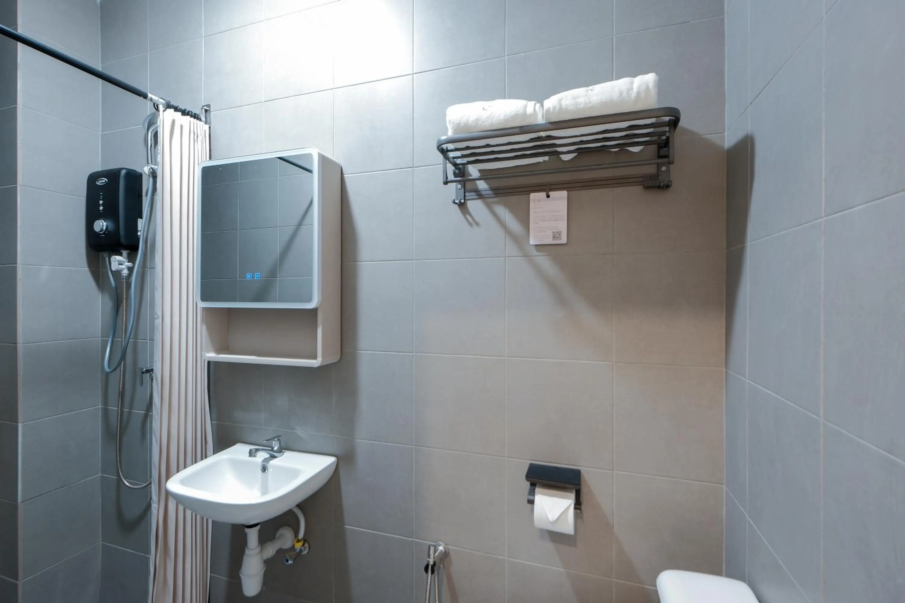 Shower in G Residence Sky Suite