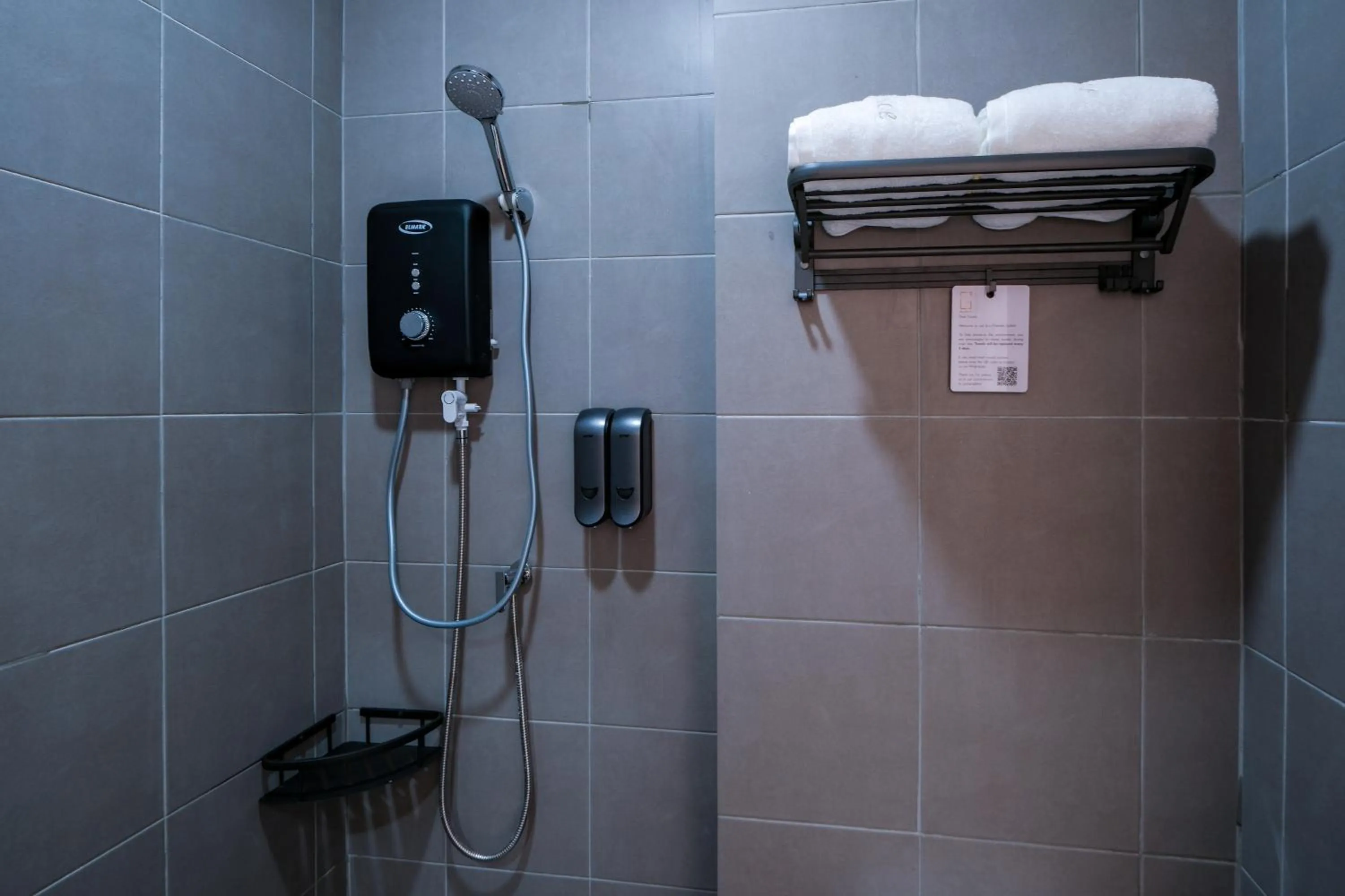 Shower in G Residence Sky Suite