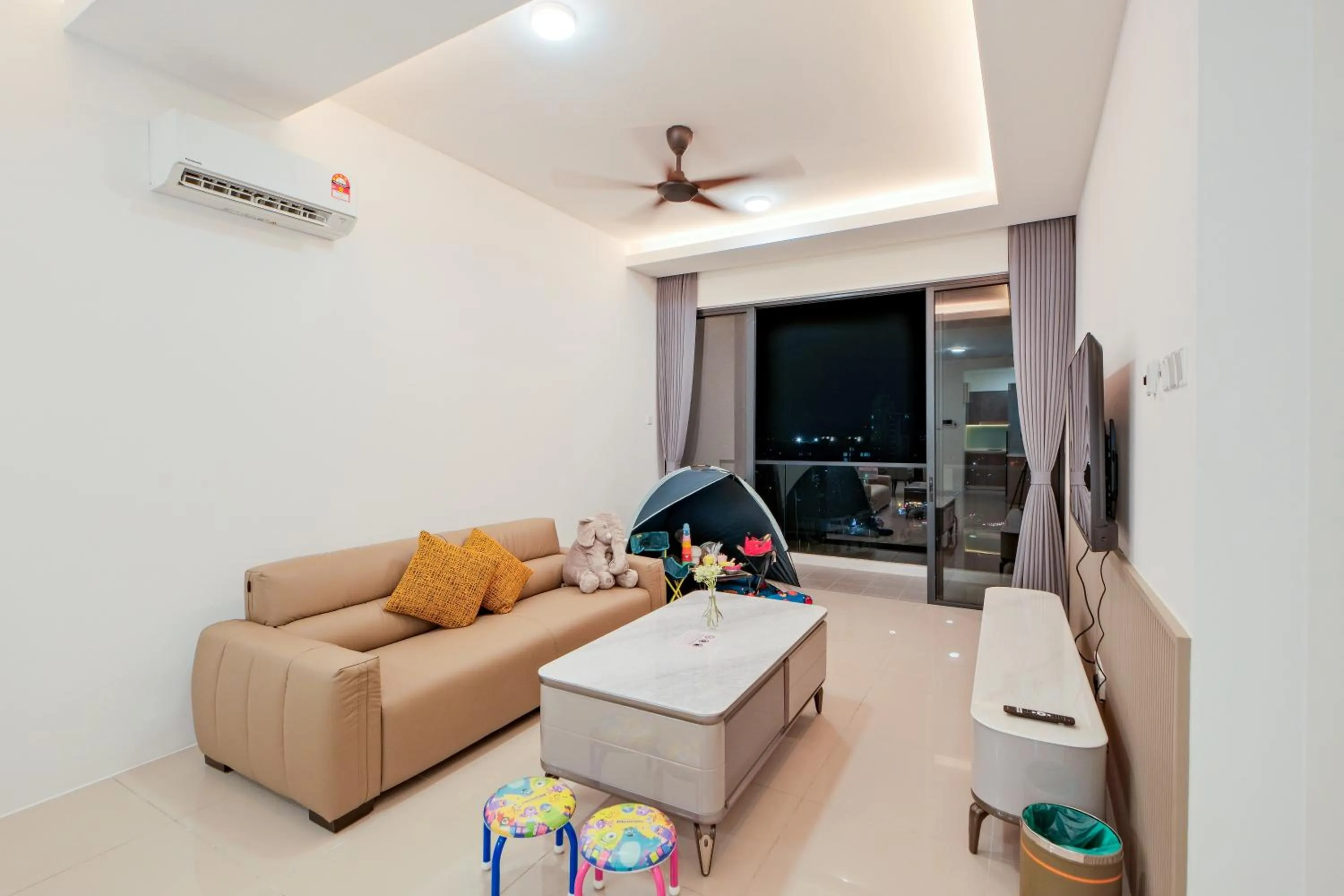 TV and multimedia in G Residence Sky Suite