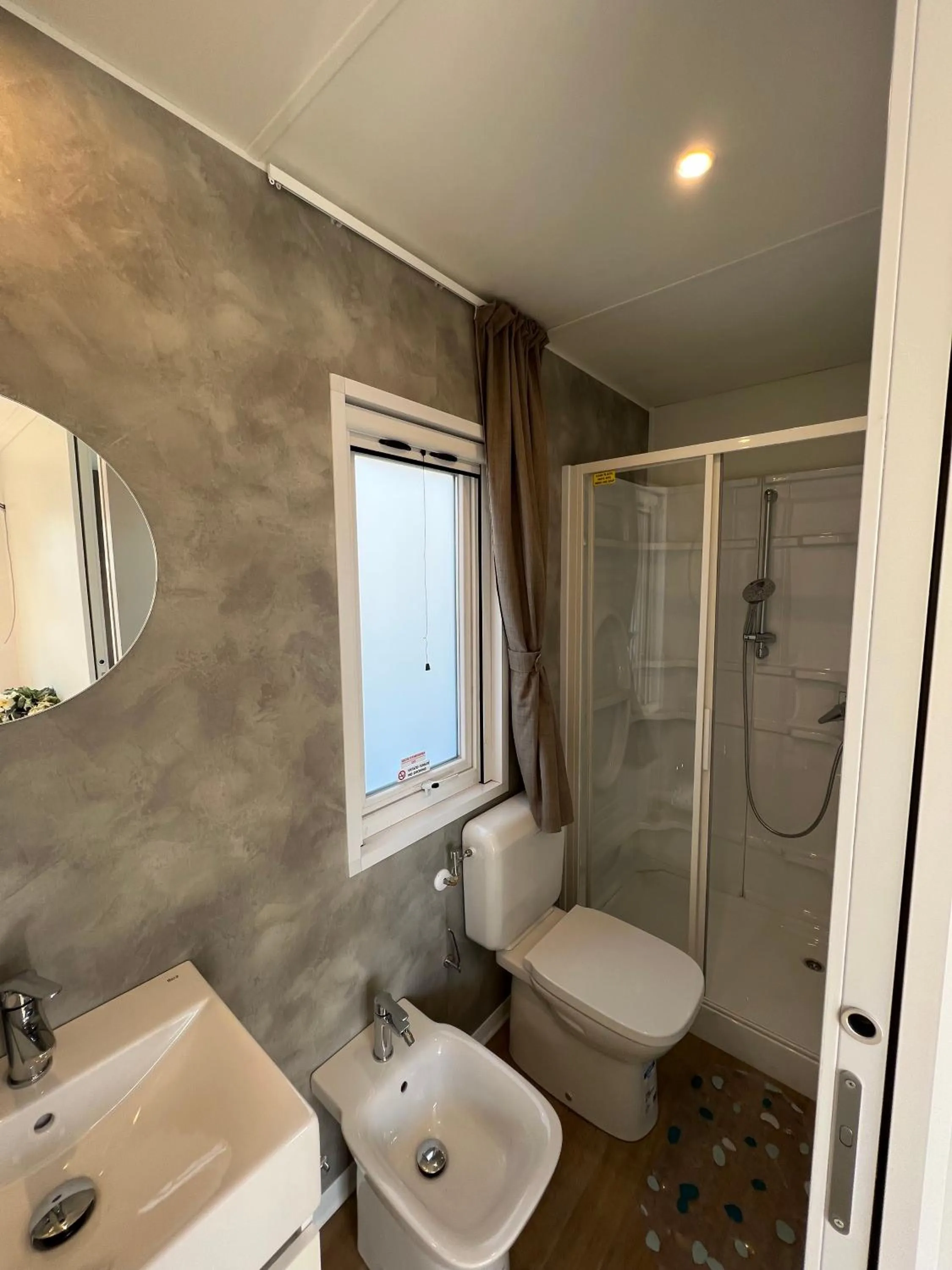 Bathroom in Mobile Homes Relax Park Umag