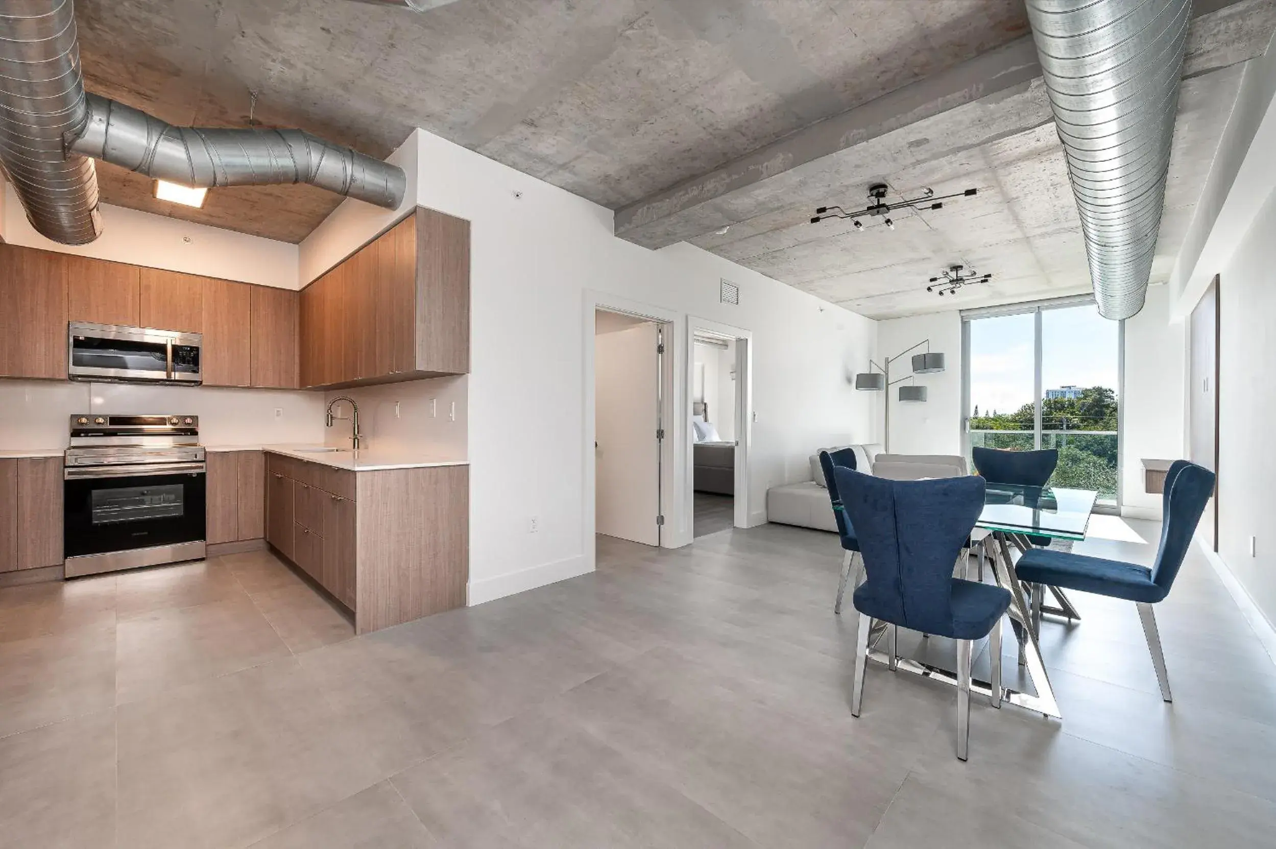 Apartment with Balcony in Milan Aventura Hotel Apartment with Balcony in Milan Aventura Hotel