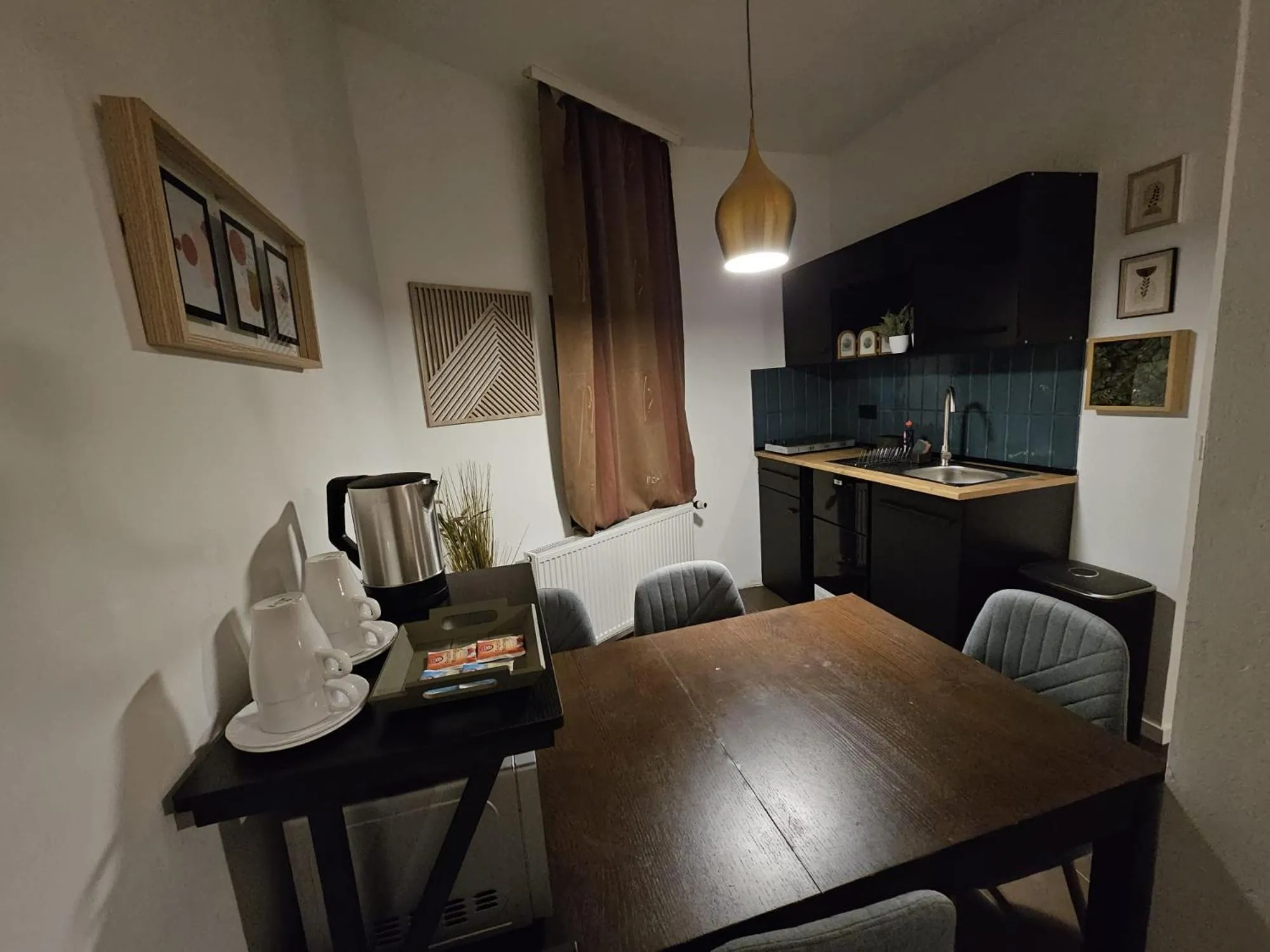 Dining area in ApartHotel Slumber 24h Self Check in