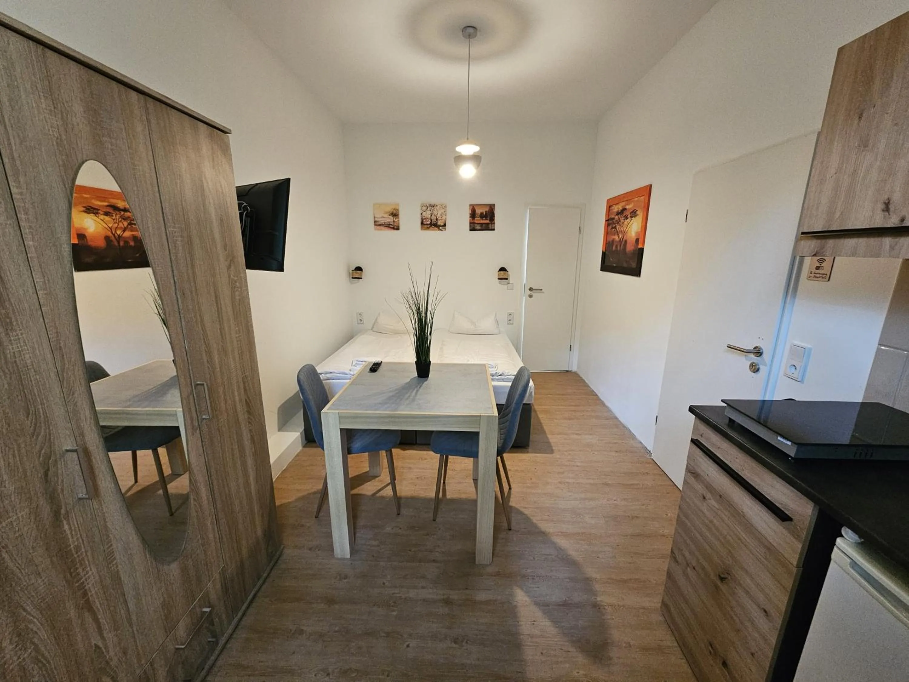 Bed in ApartHotel Slumber 24h Self Check in