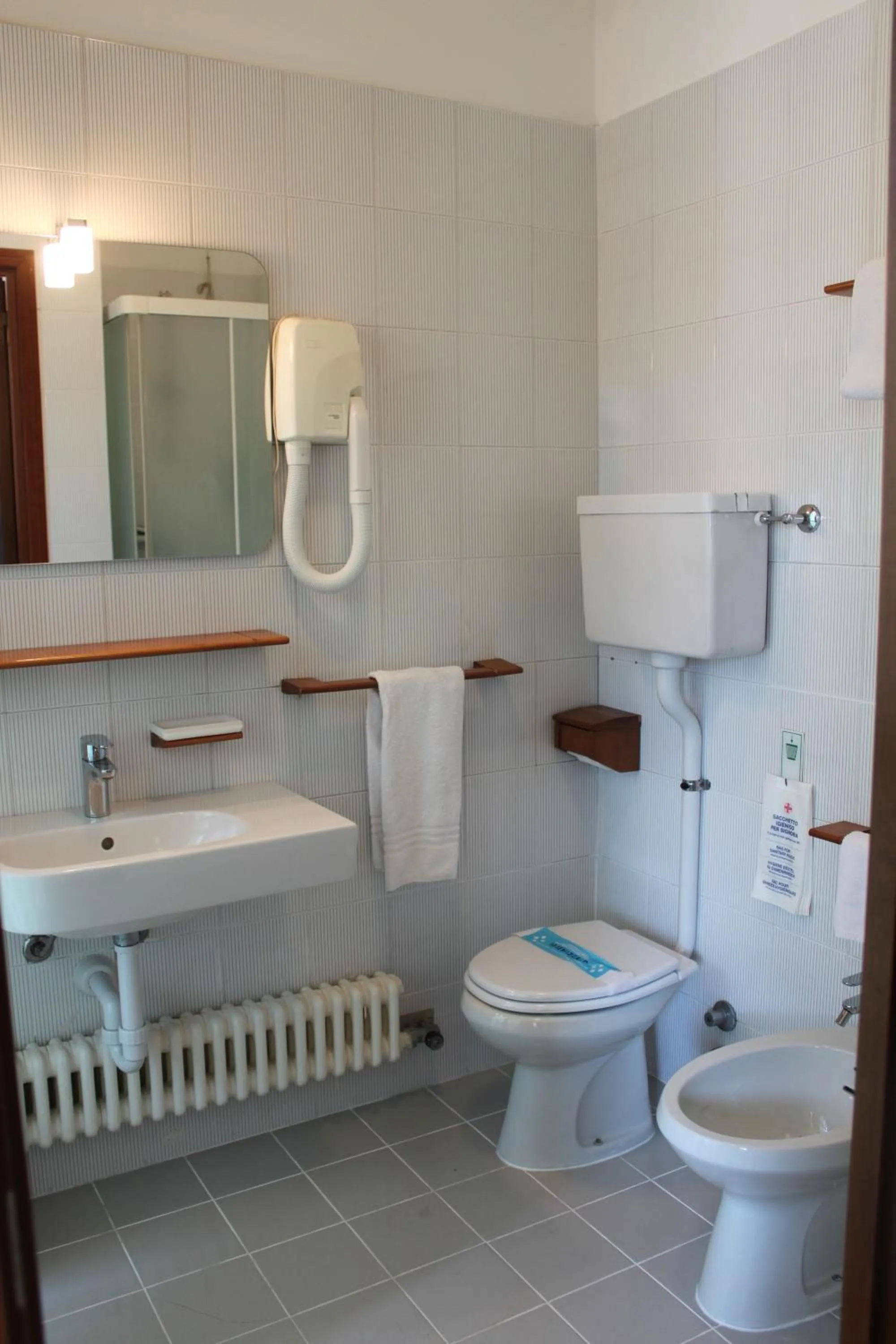 Bathroom in Hotel Le Pageot