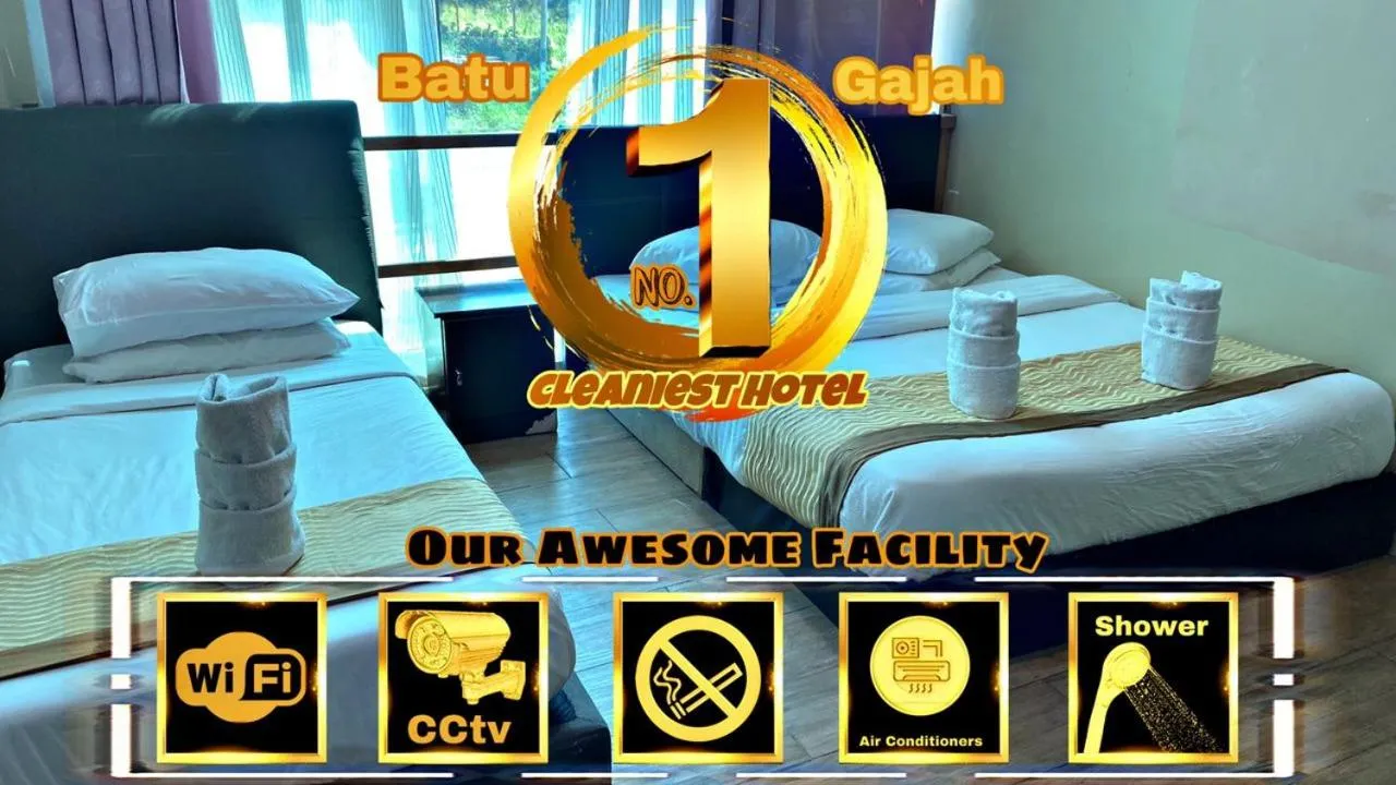 LE dEON HOTEL Former Pine Hotel