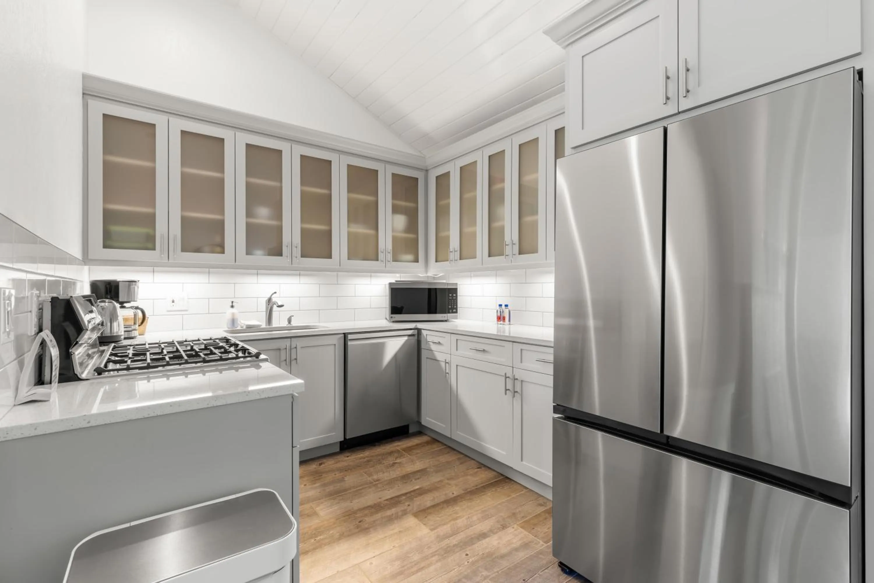 kitchen in Inn on the Beach