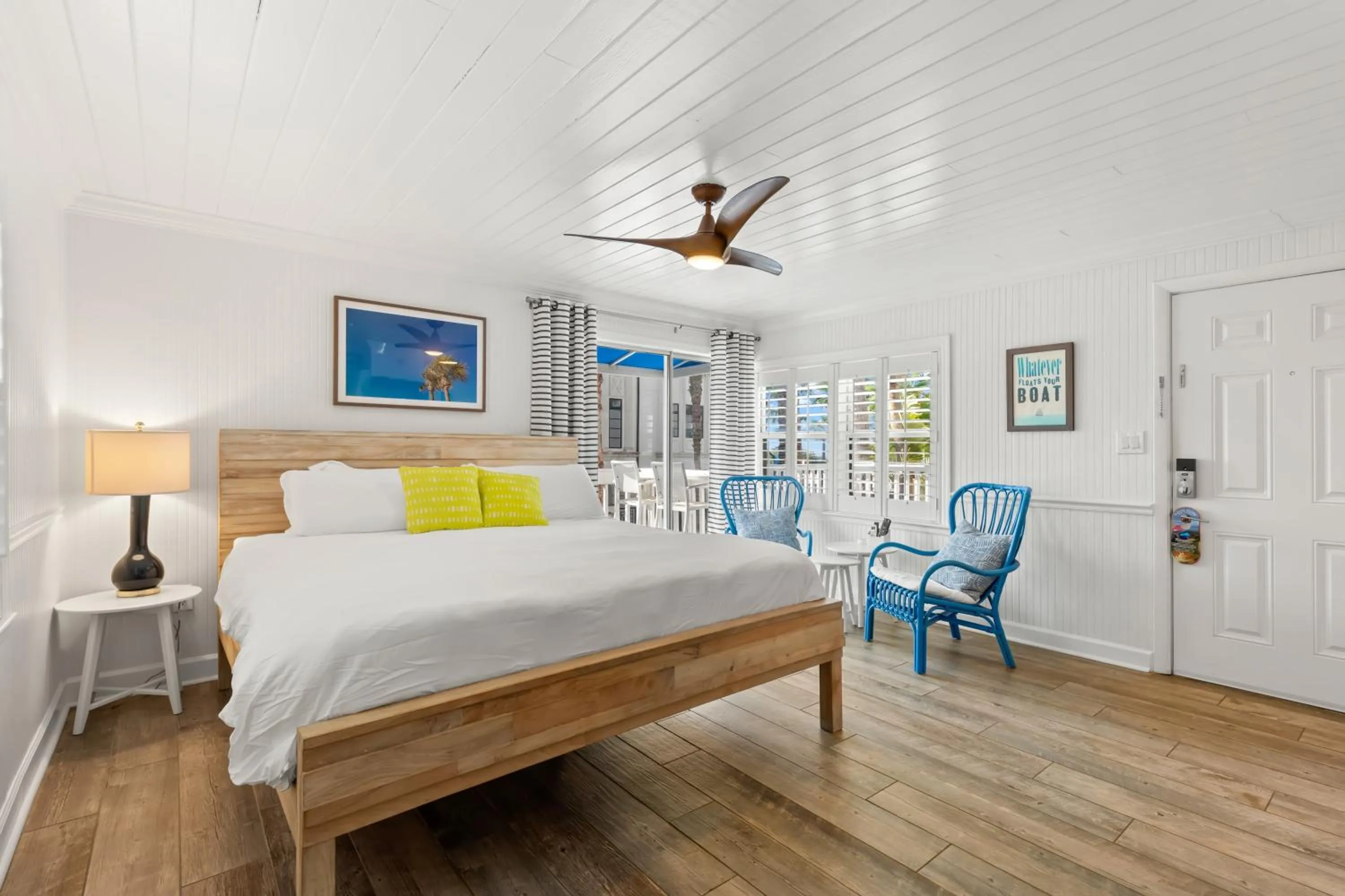 Bed in Inn on the Beach