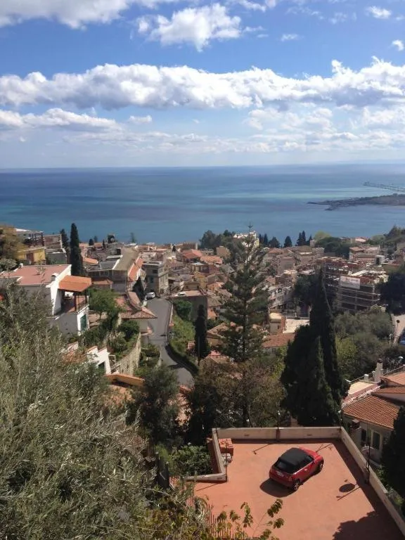 Villa Greta Hotel Rooms & Suites