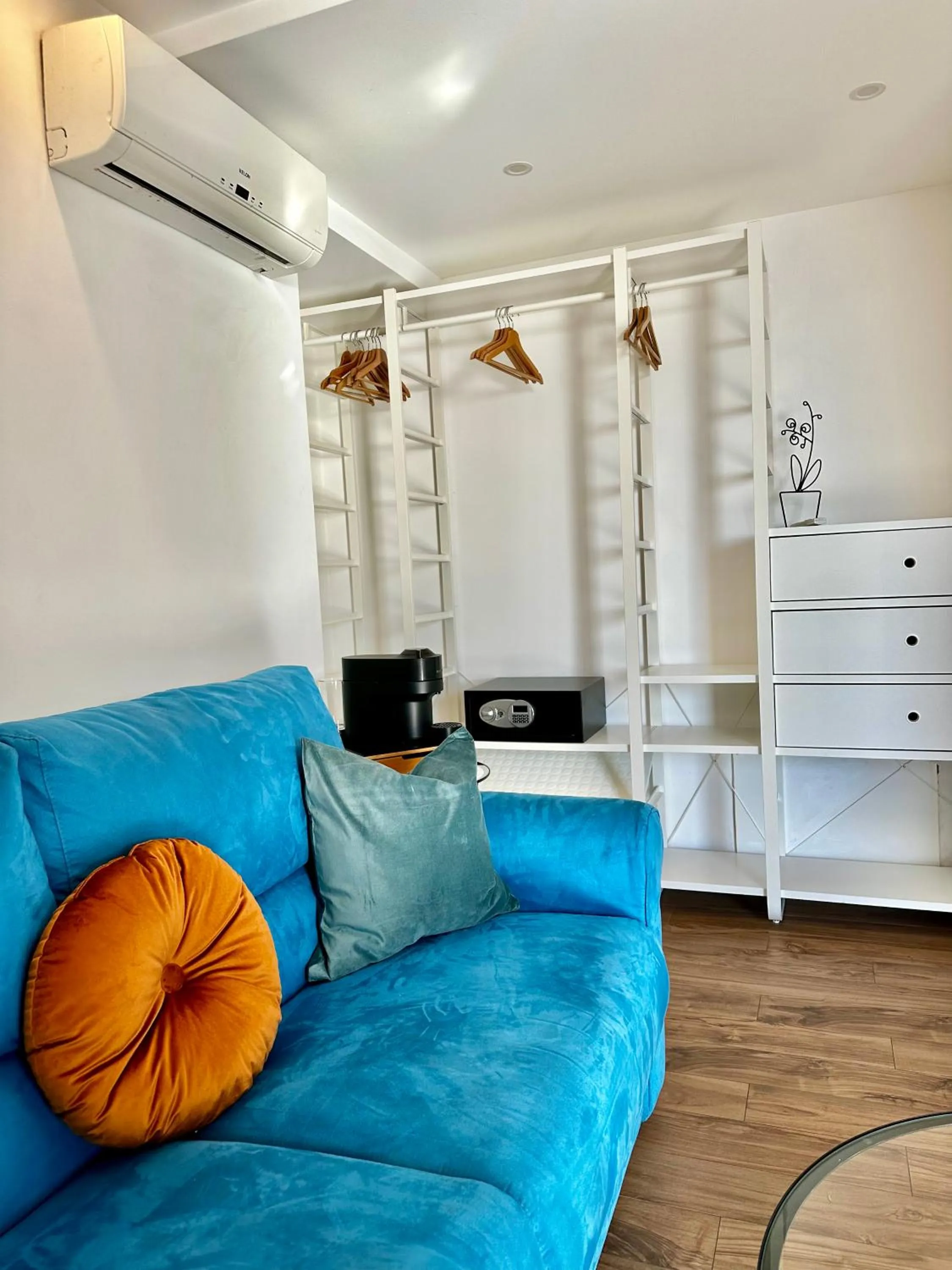 Villa Greta Hotel Rooms & Suites