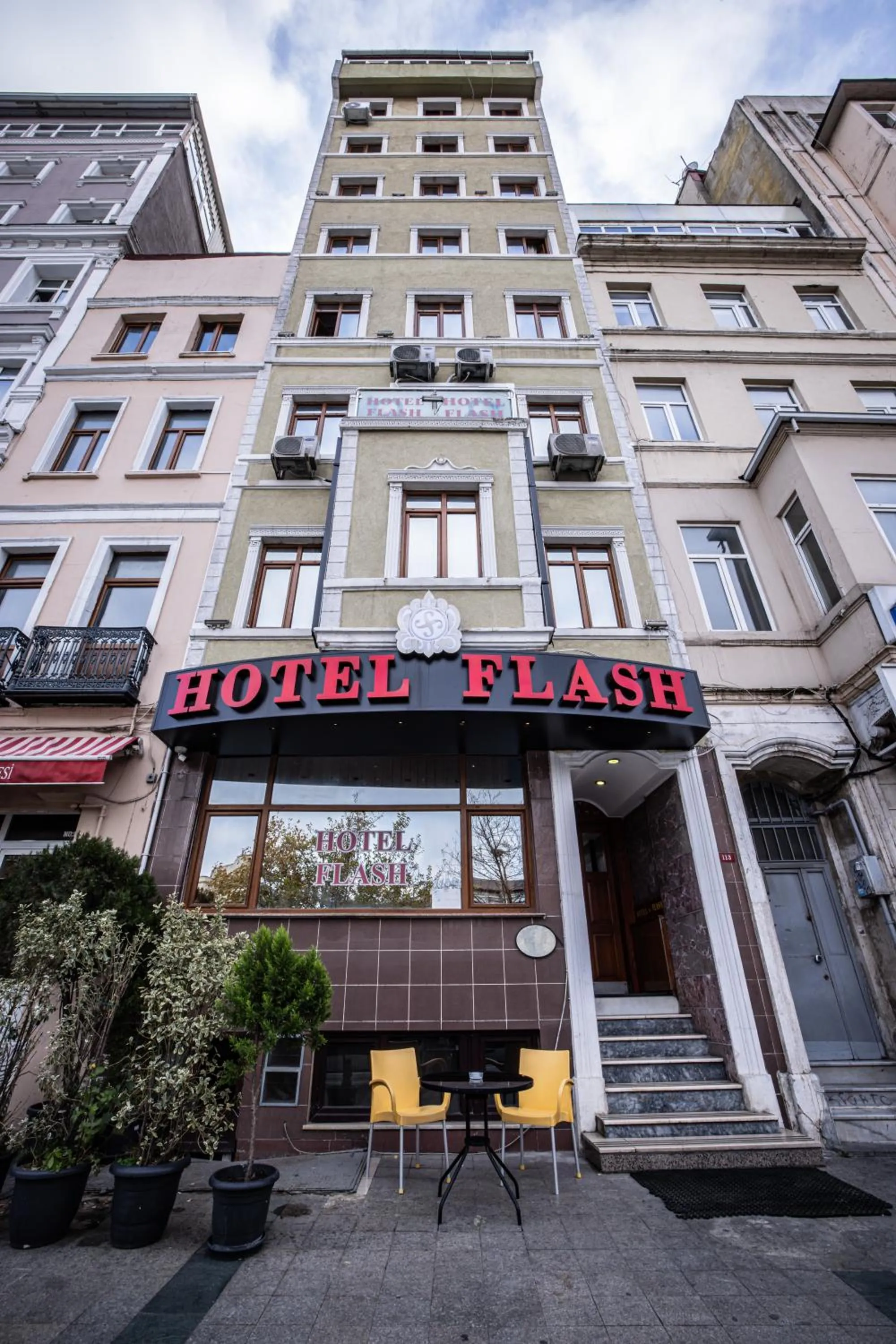 Property building in Hotel Flash