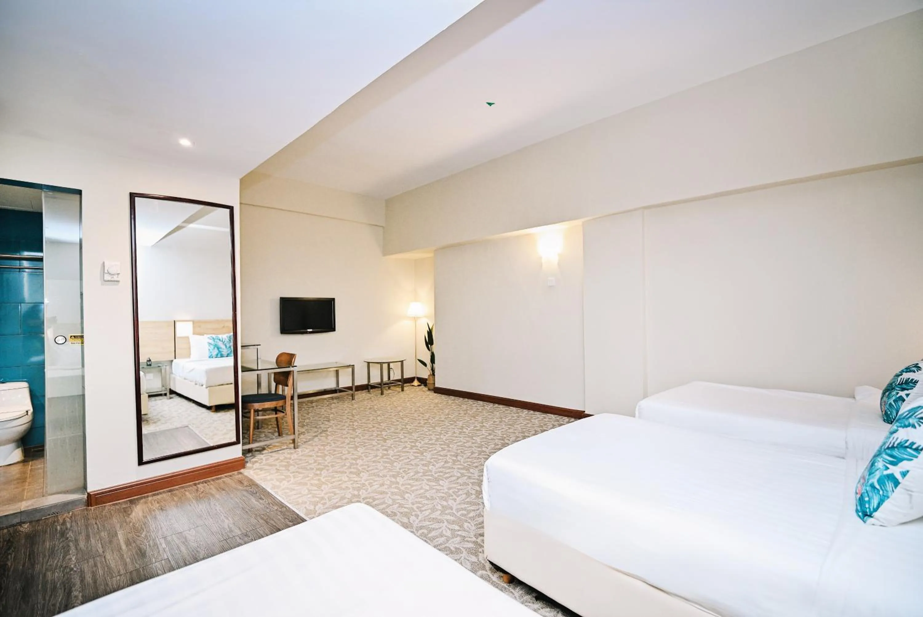 Photo of the whole room, Bed in Kingston Hotel 10 - Bukit Jalil
