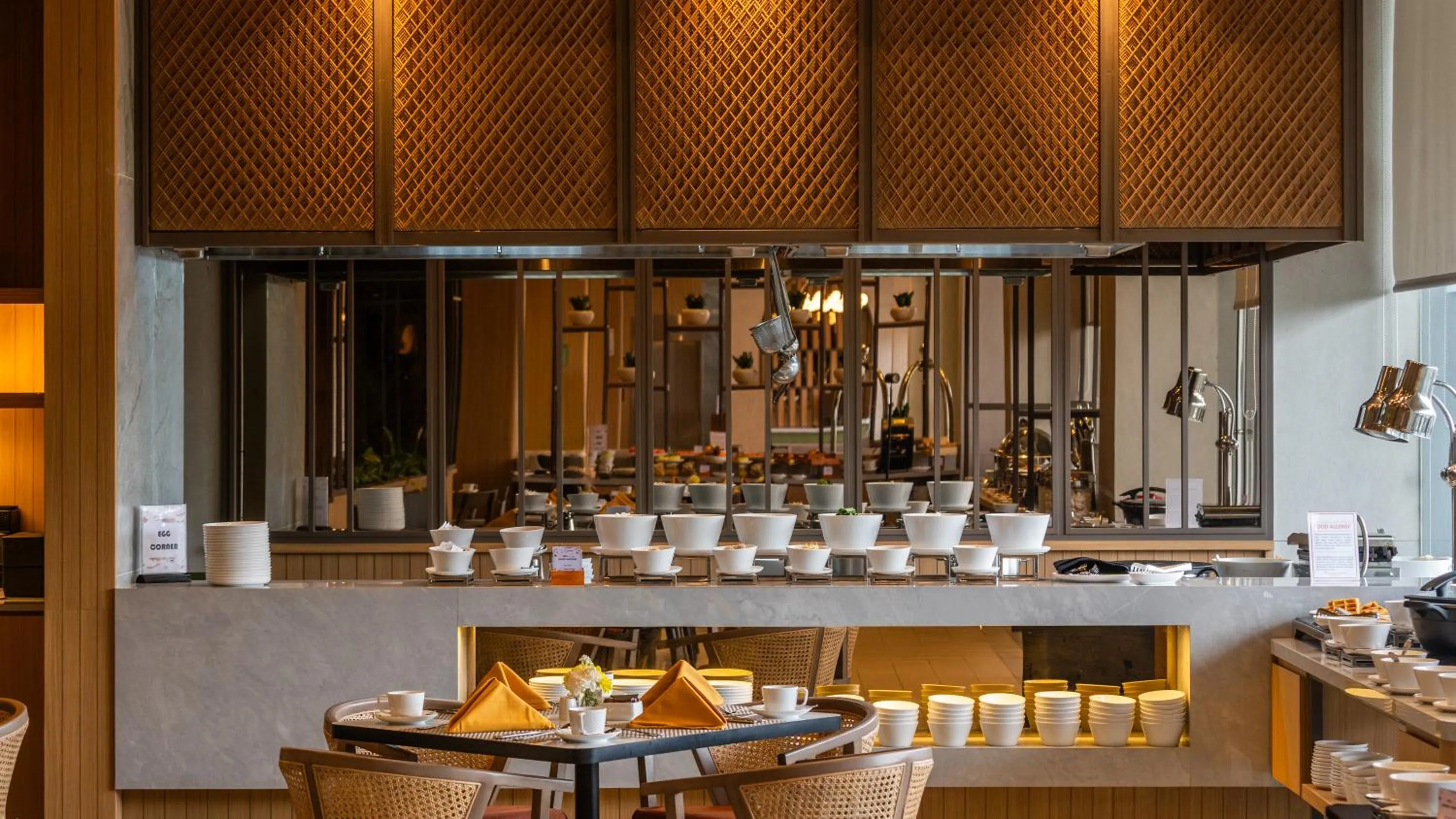 Restaurant/places to eat in Swiss-Belinn Indramayu