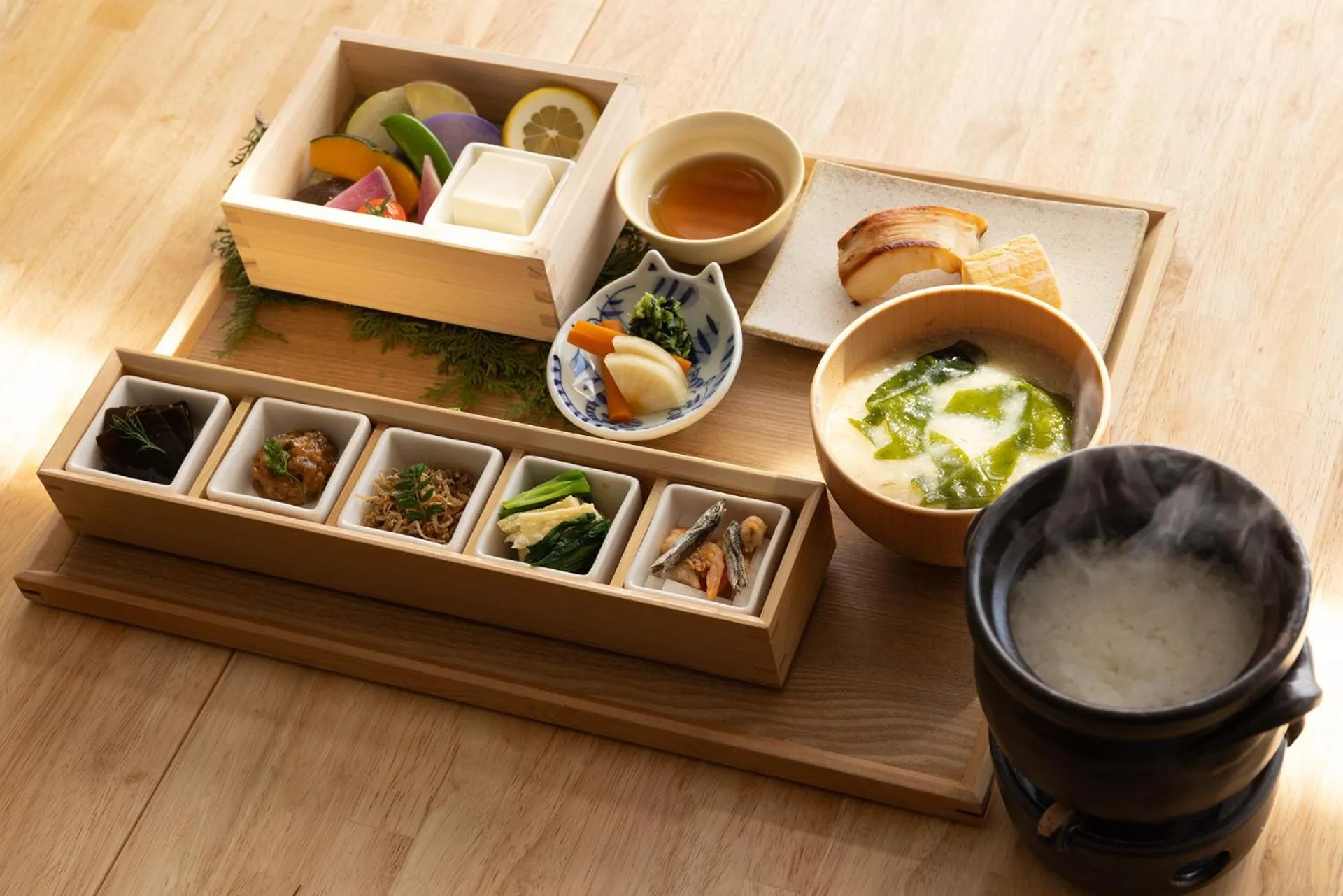 Breakfast in Onomichi Club