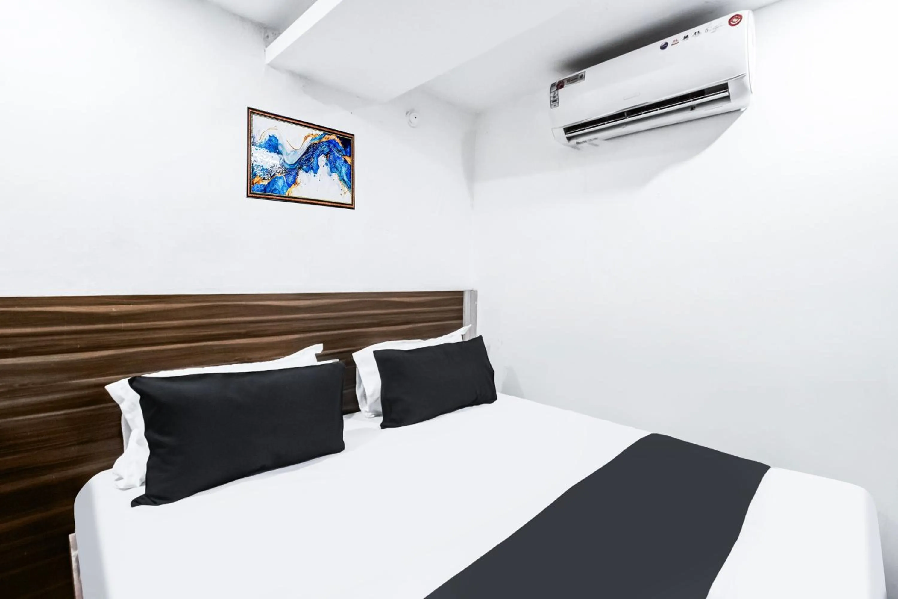 Bedroom in HOTEL O SUN RESIDENCY