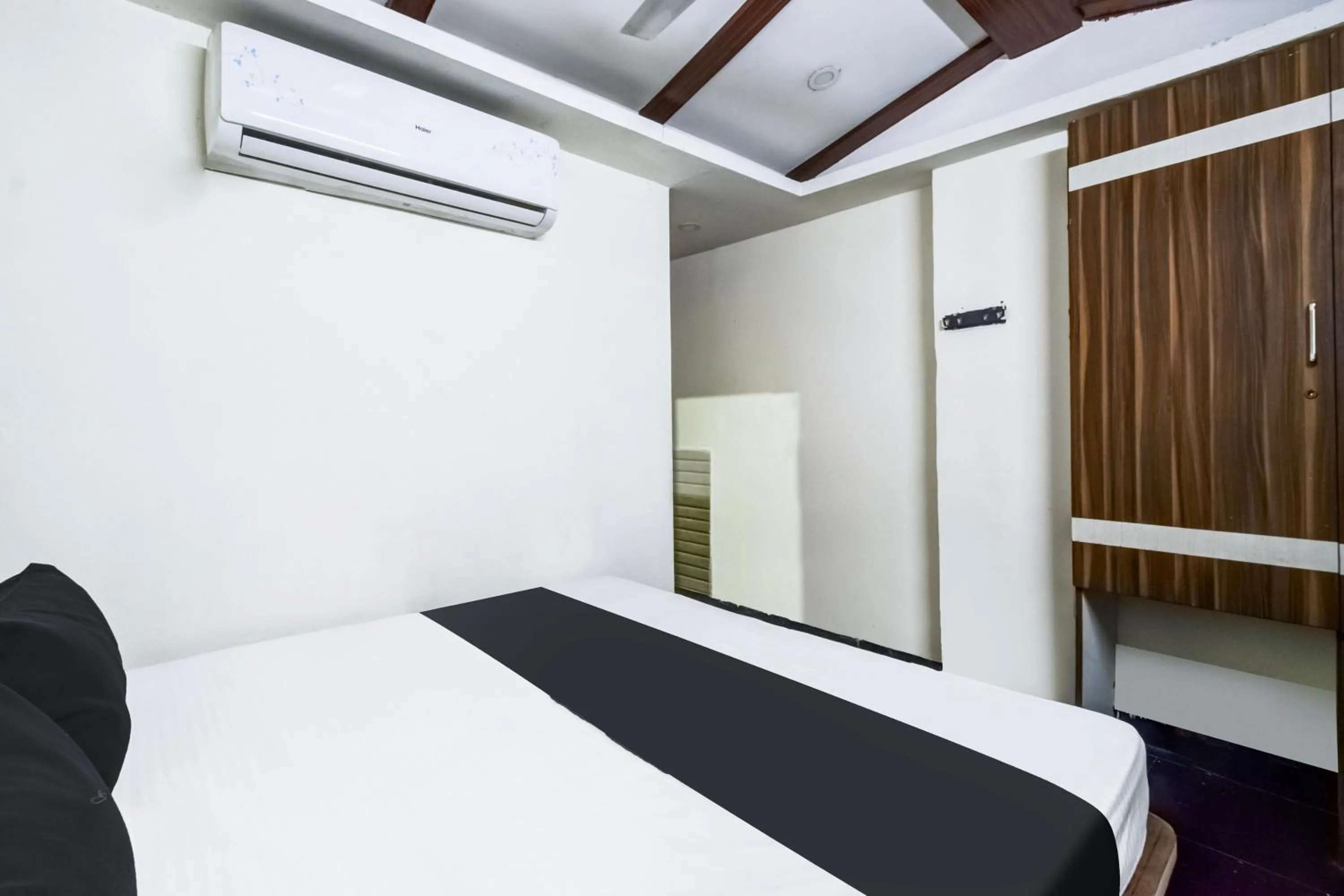 Bedroom in HOTEL O SUN RESIDENCY