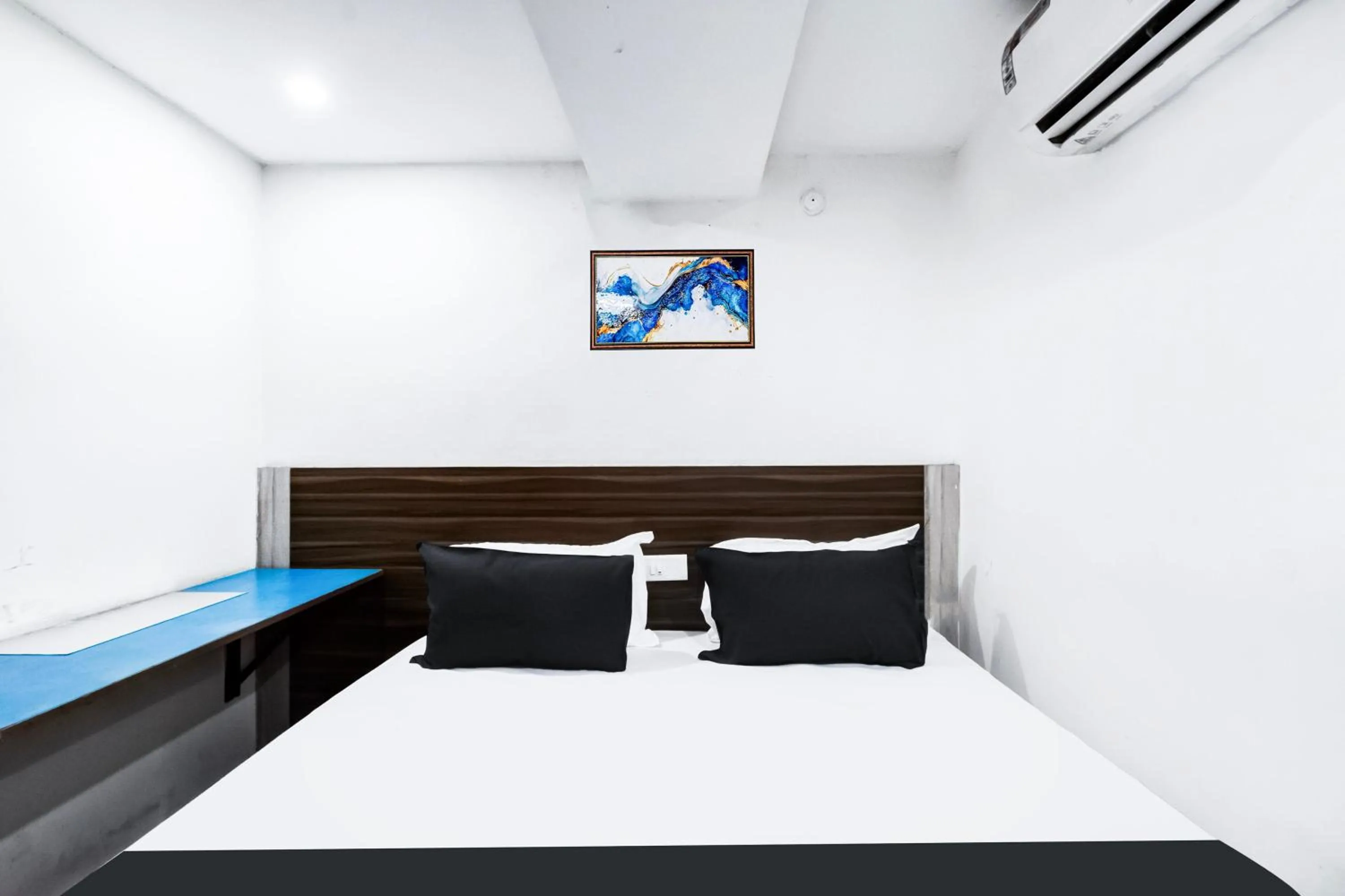 Bedroom in HOTEL O SUN RESIDENCY