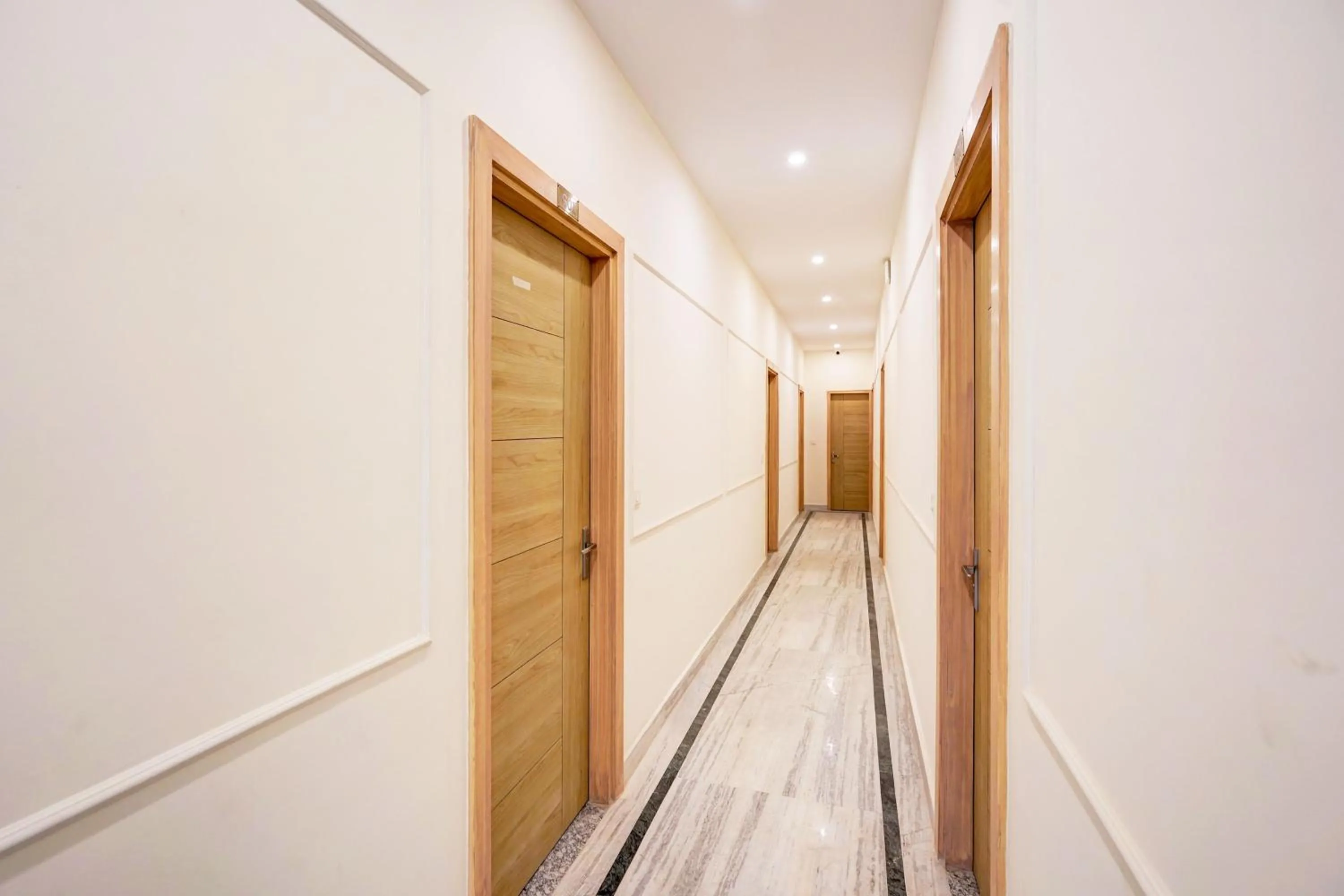 Lobby or reception in Super Collection O Surajpur Chowk Greater Noida