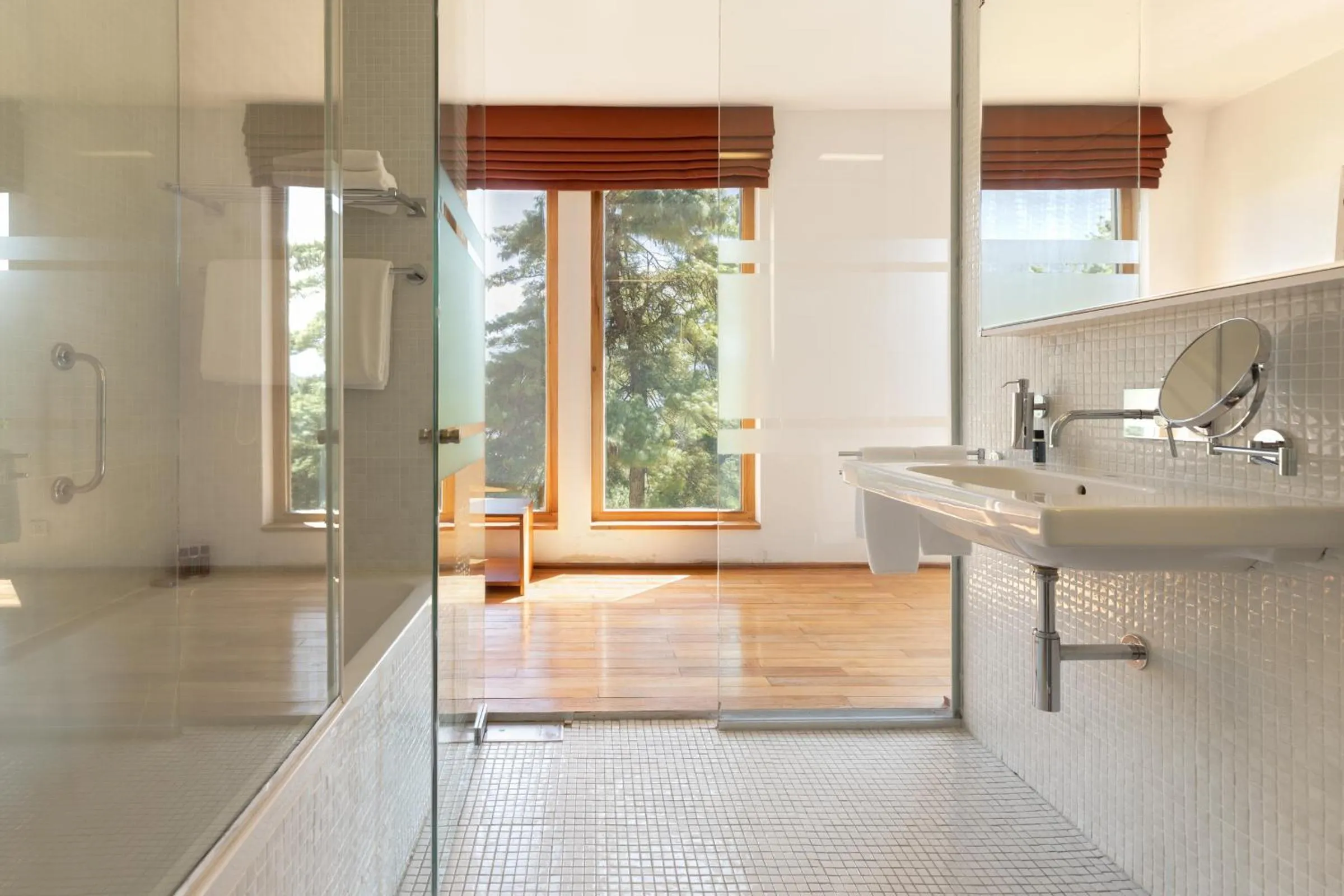 Bathroom in Zhiwaling Ascent