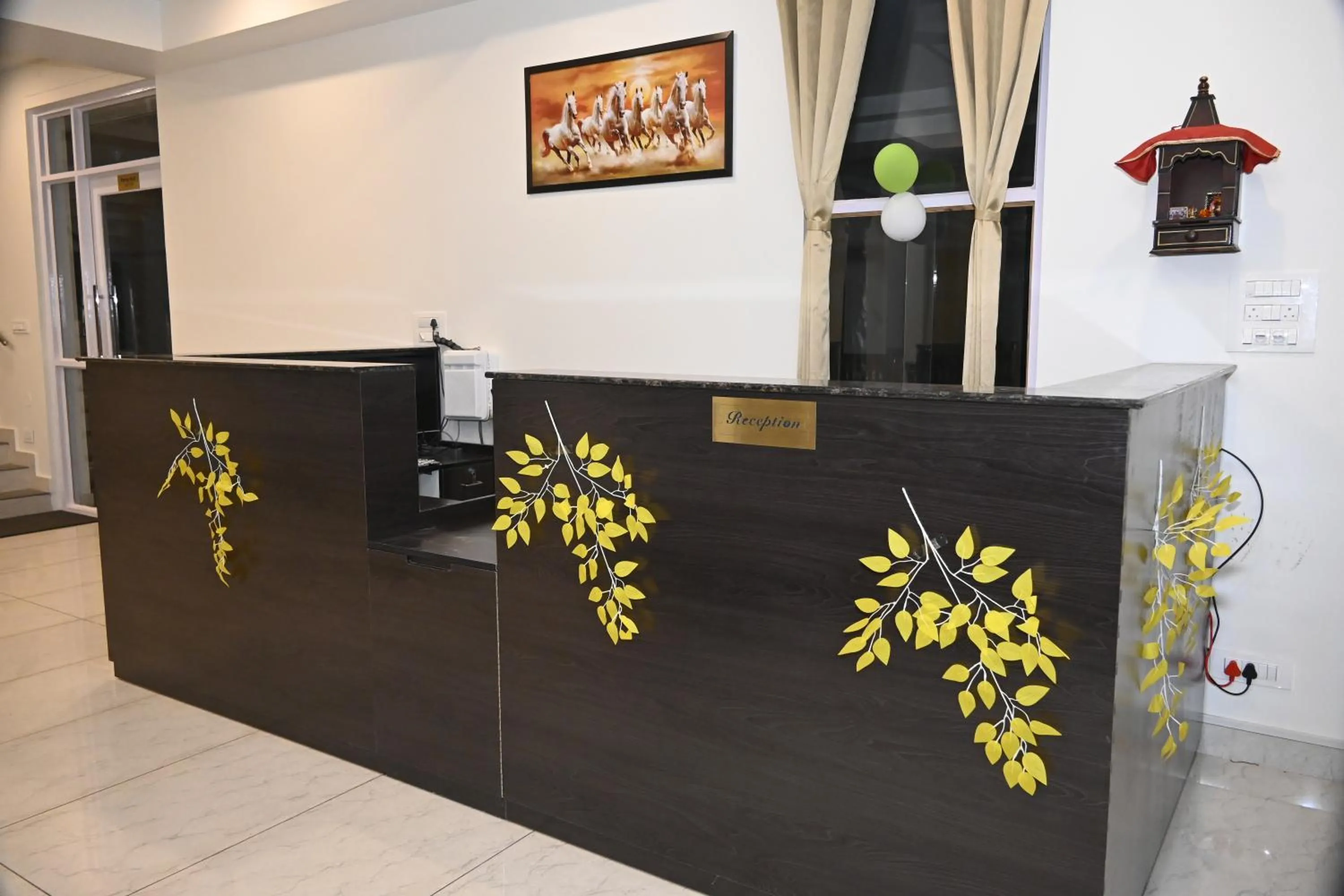 Lobby or reception in Hotel Rewalsar Heights