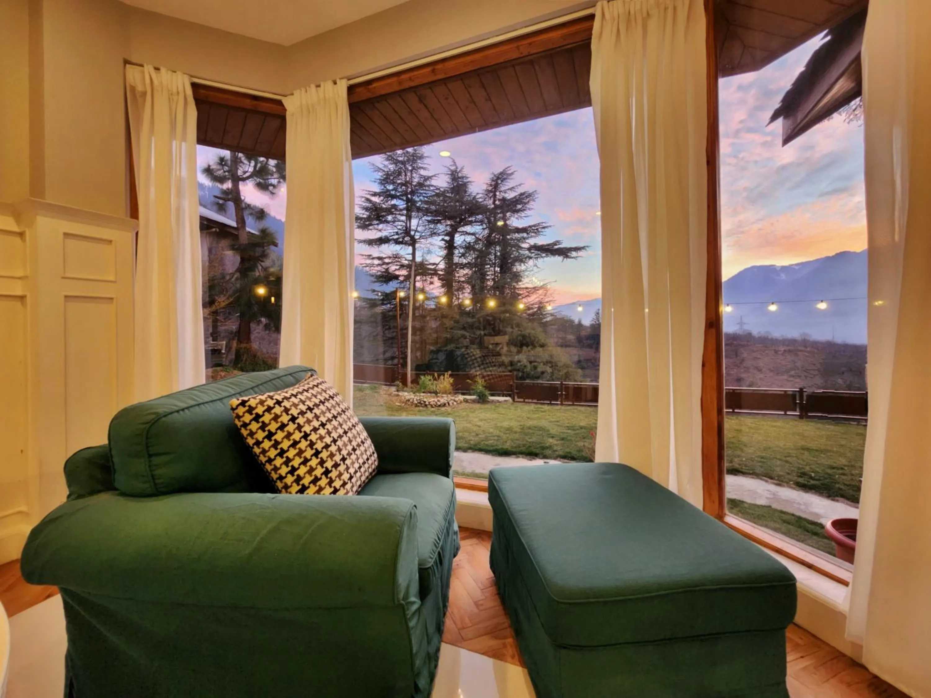 Living room in Hygge Home Manali