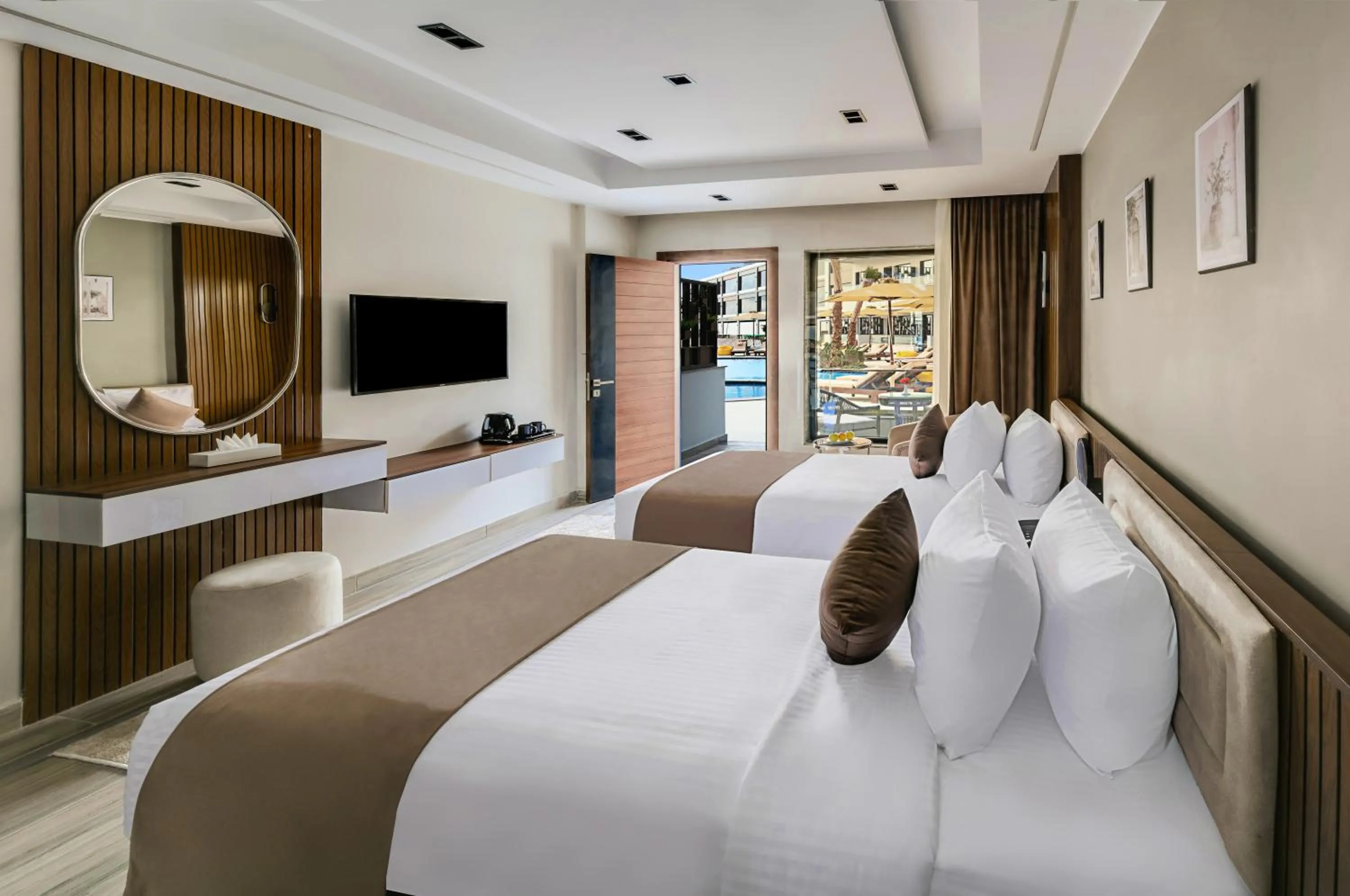 Photo of the whole room, Bed in XU San Stefano Hotel Alexandria