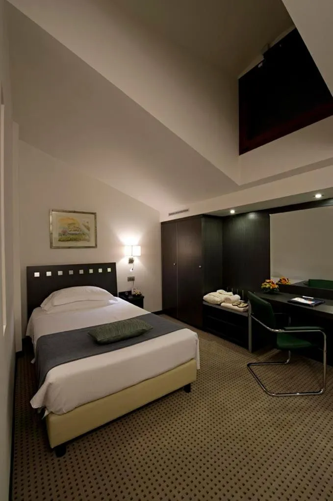 Bed in Arli Hotel Business and Wellness