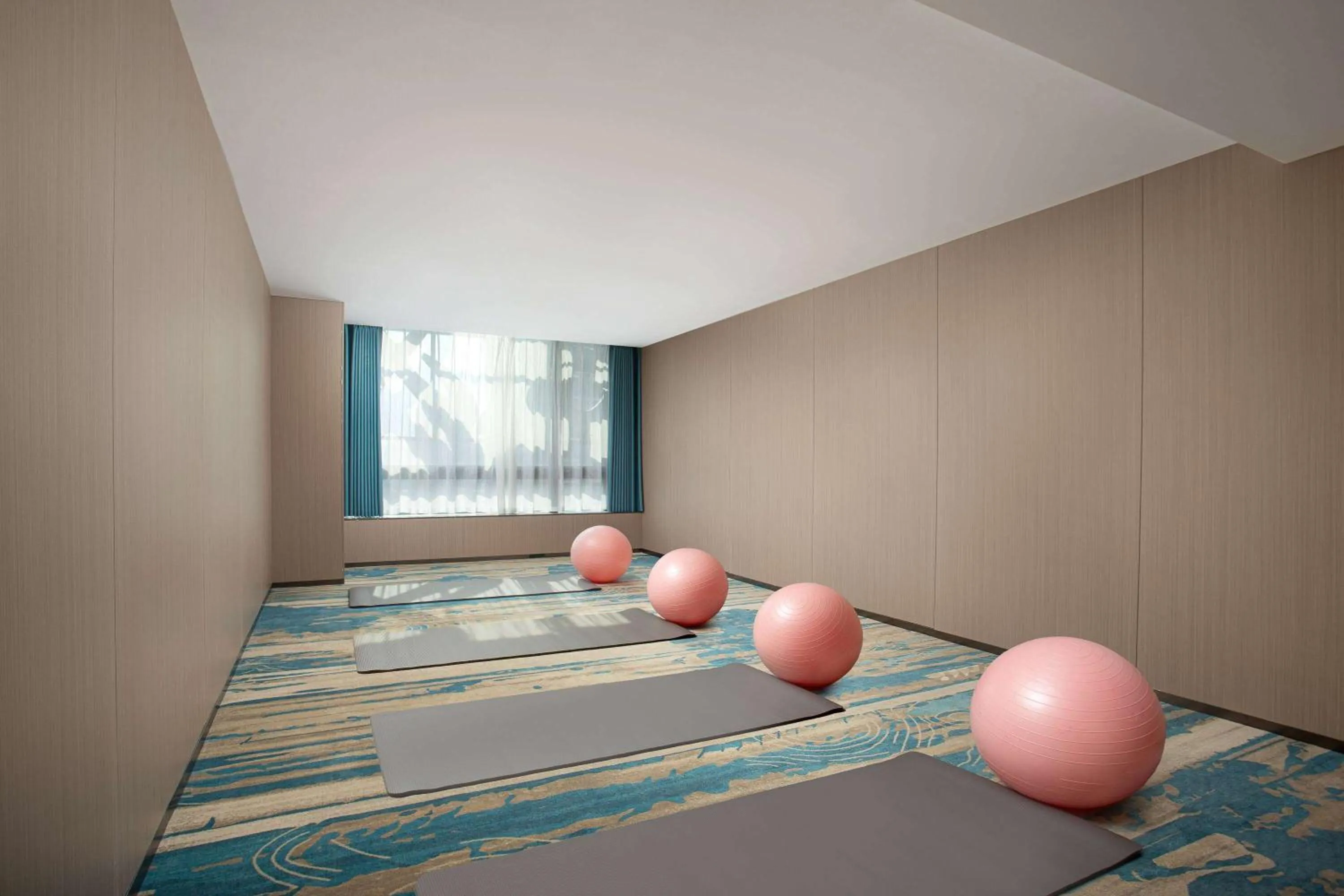 Fitness centre/facilities in Wingate by Wyndham Zhuhai Gongbei Port