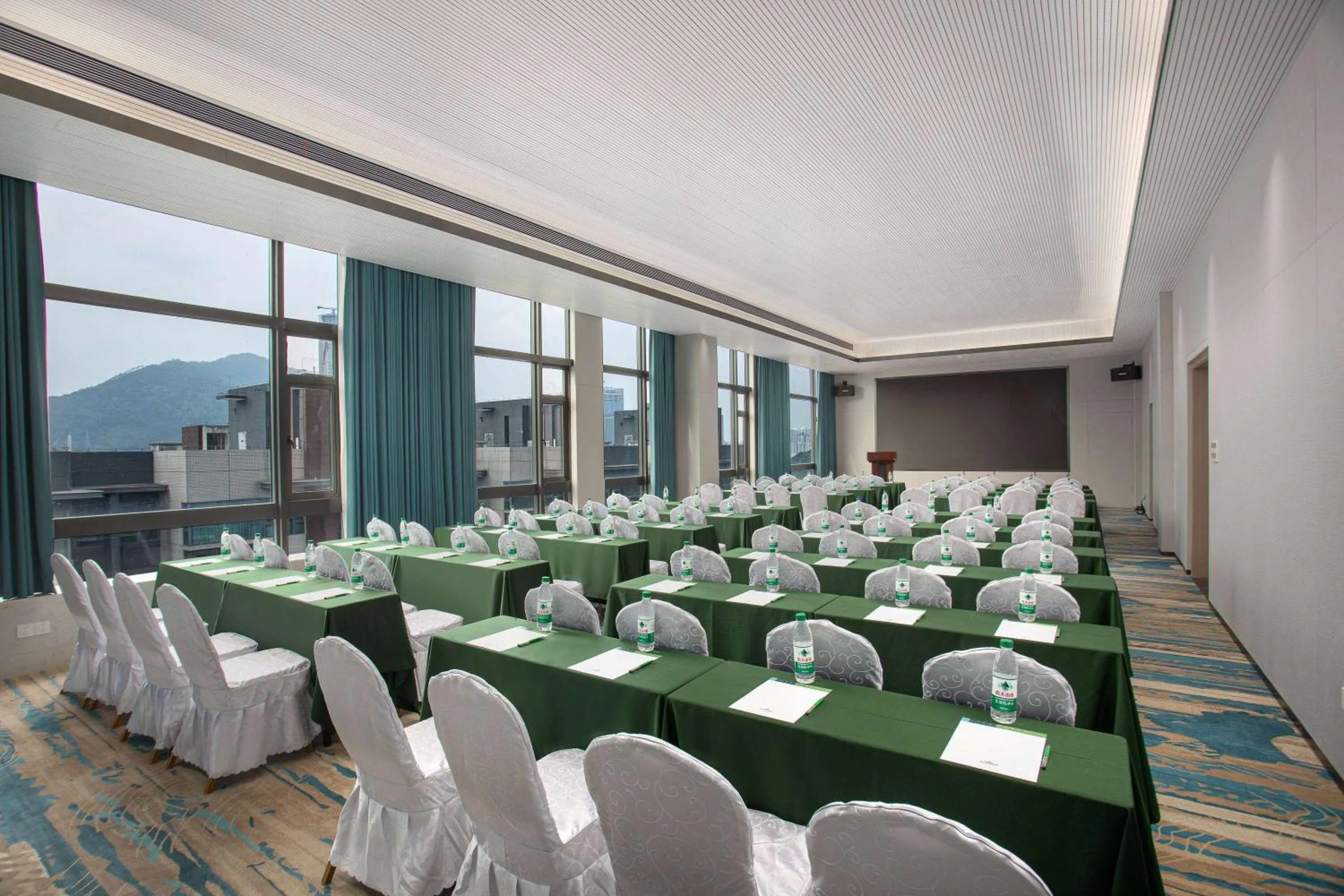 Meeting/conference room in Wingate by Wyndham Zhuhai Gongbei Port
