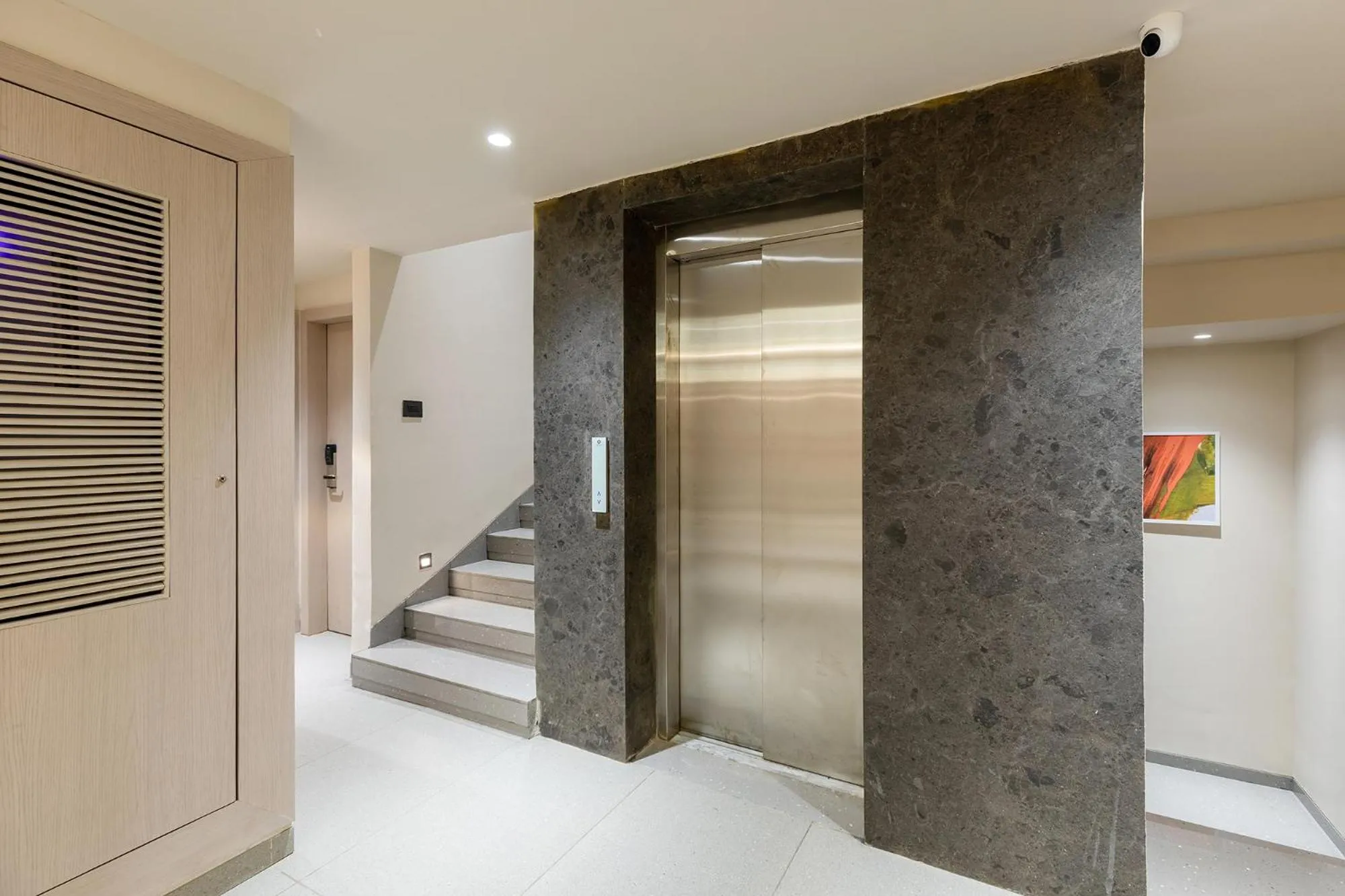 Lobby or reception in FabHotel Red Vibe