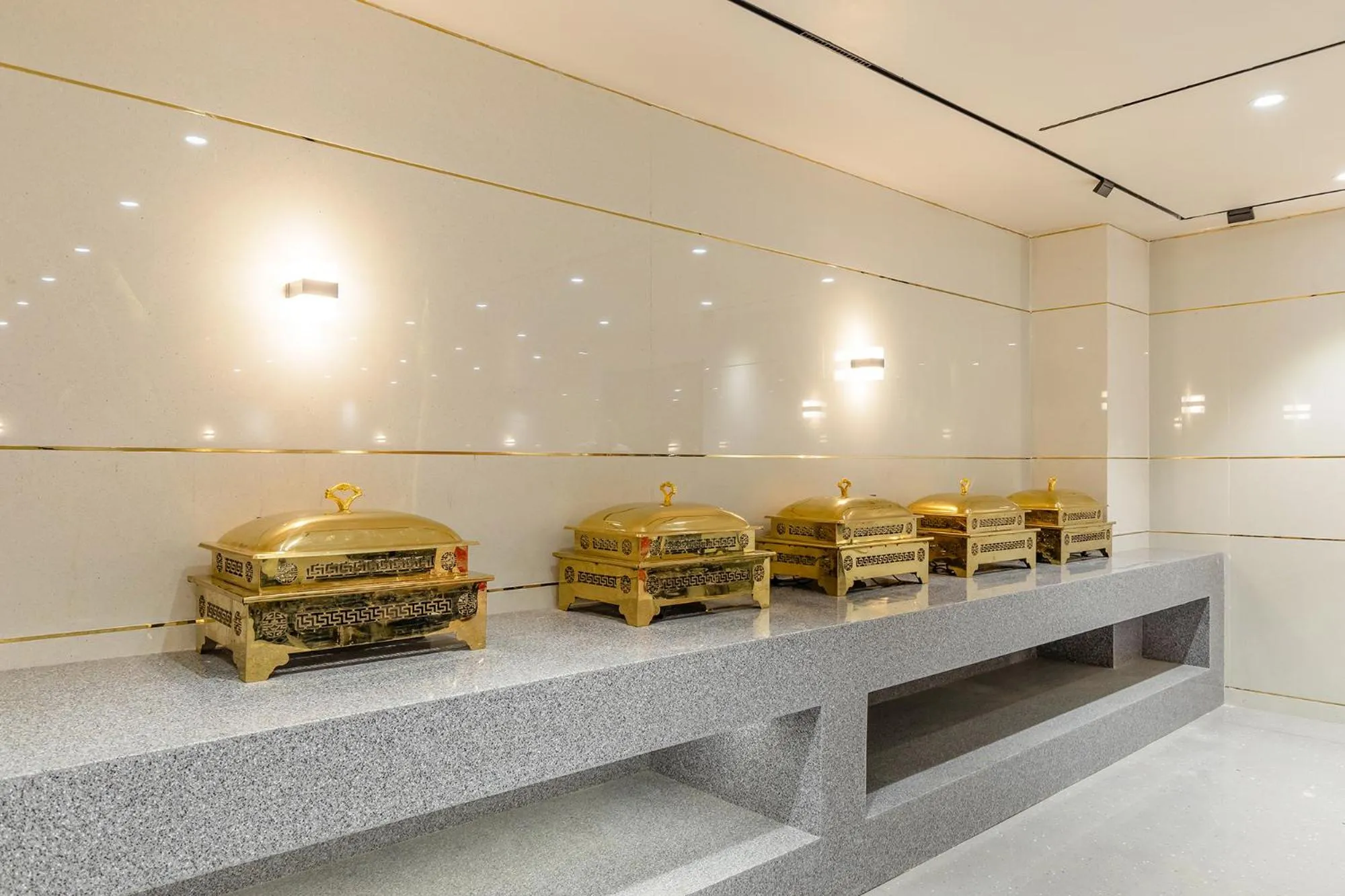 Banquet/Function facilities in FabHotel Red Vibe