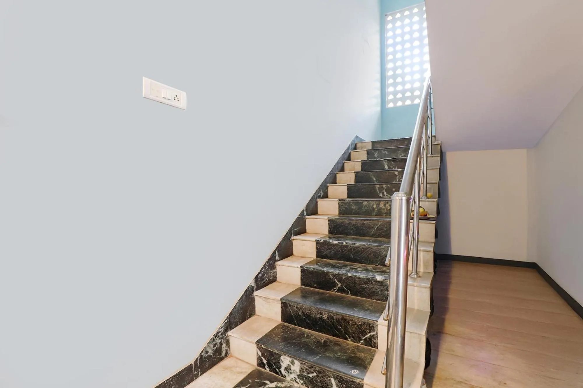 Lobby or reception in FabHotel GT Empire