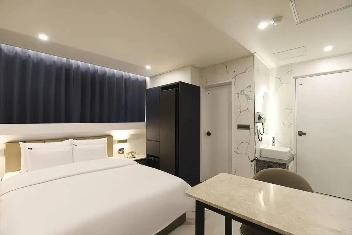 Superior Double Room in Rosy Hotel Superior Double Room in Rosy Hotel