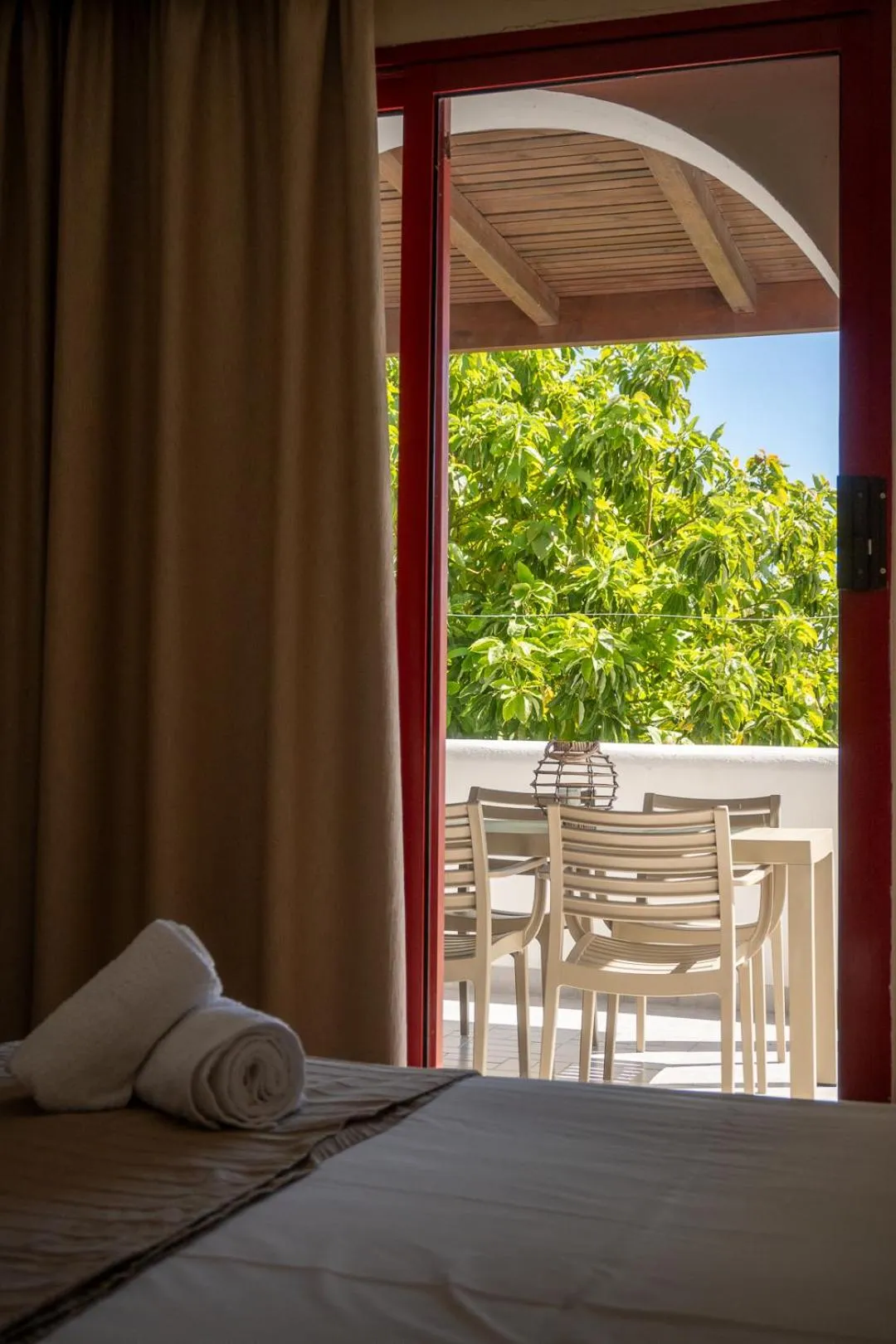 Bed in Triantafillas Suites