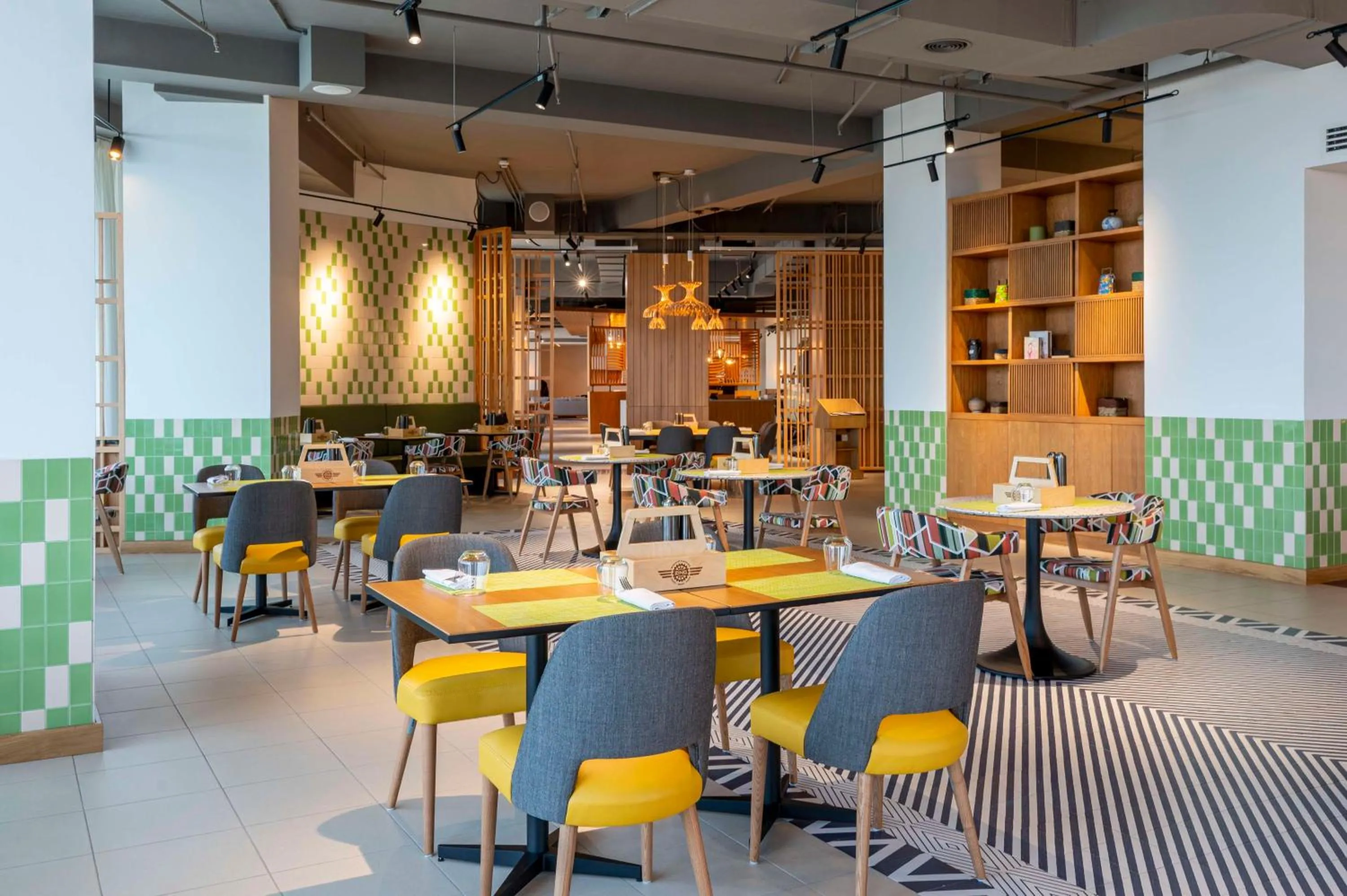 Restaurant/places to eat in Hyatt Place Nairobi Westlands