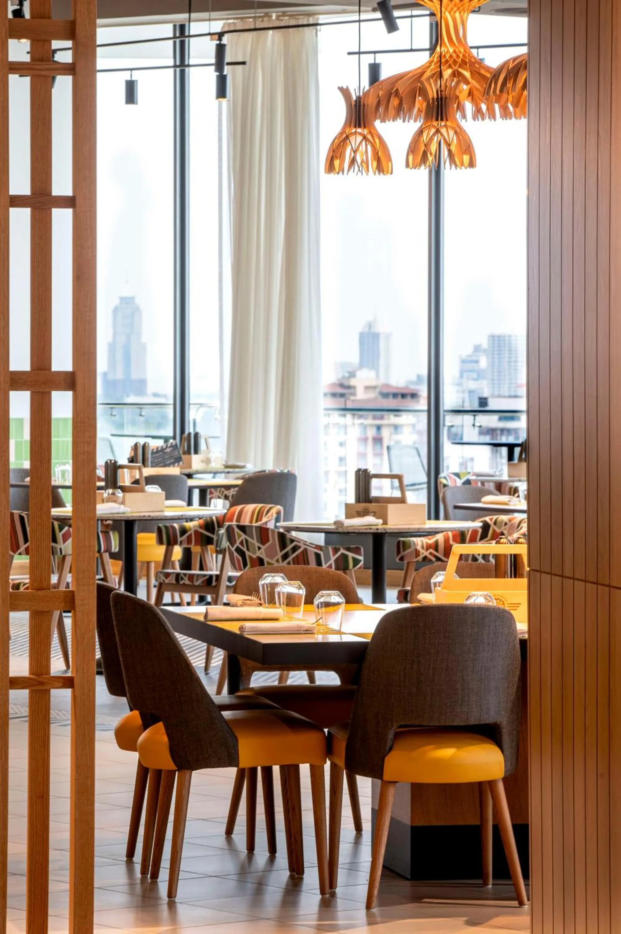 Restaurant/places to eat in Hyatt Place Nairobi Westlands