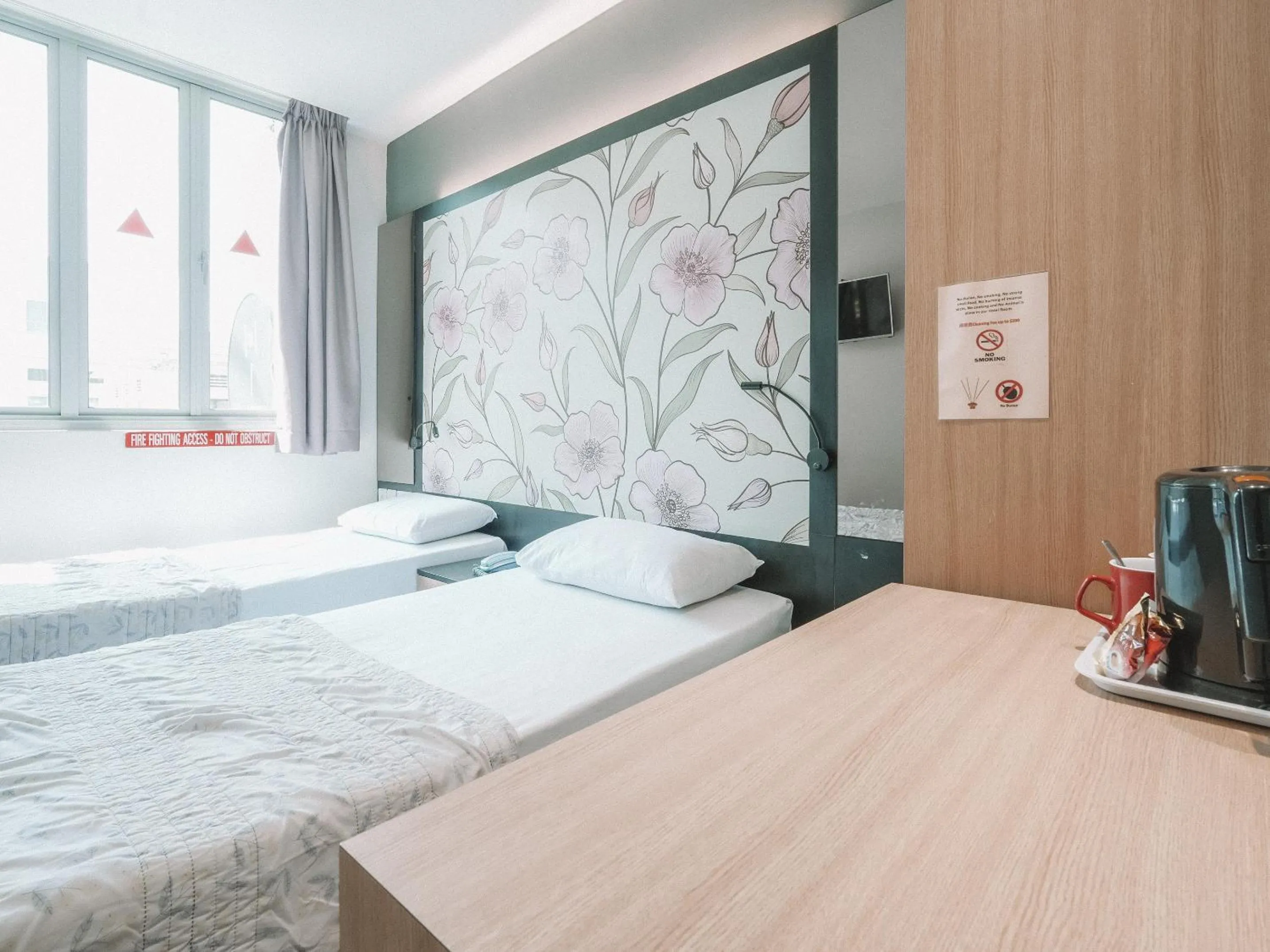 Bed in Hi Hotel Dot, 11Hrs, Stay from 10PM to 9AM