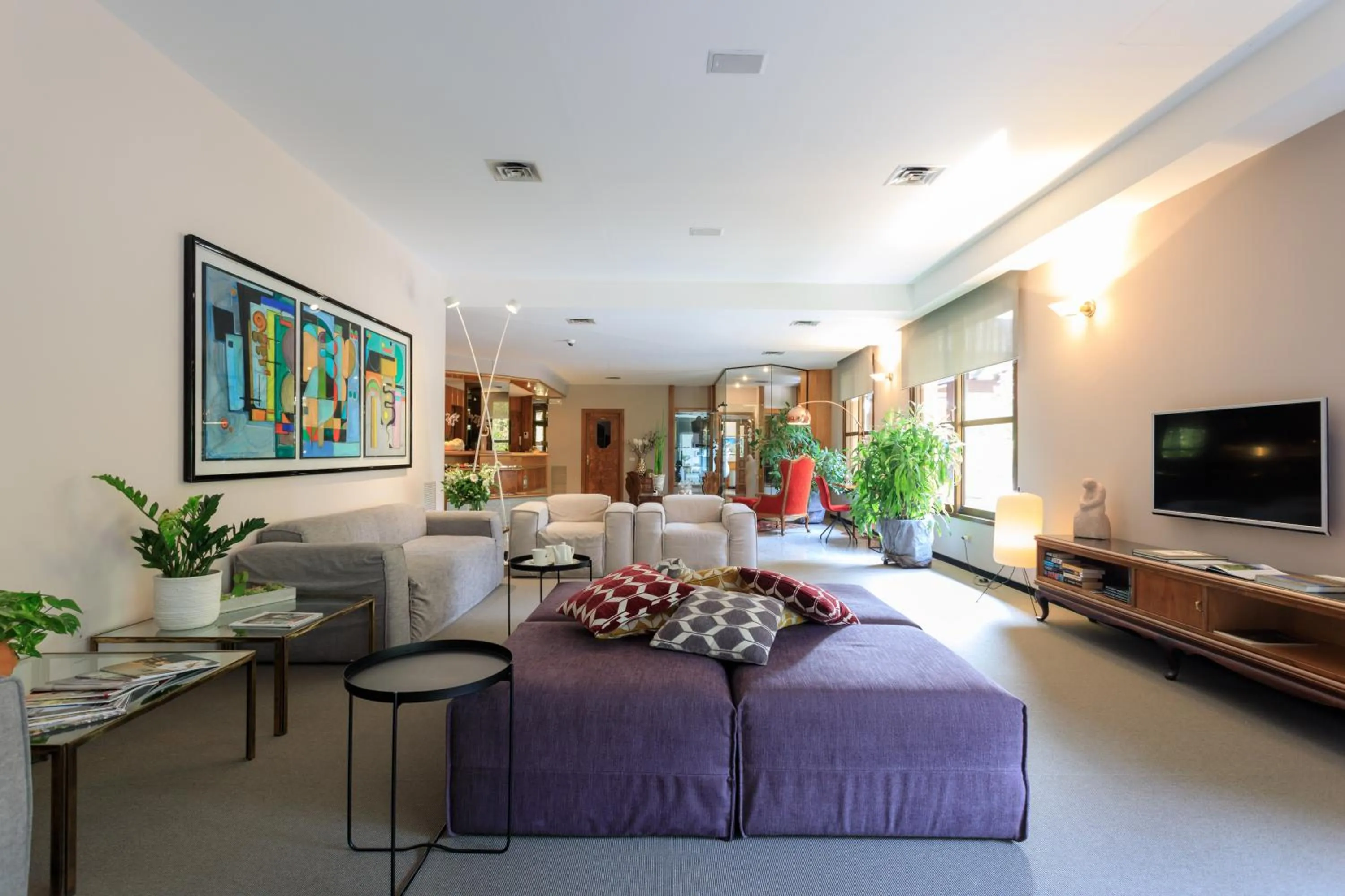 Brianteo Hotel Residence and Restaurant