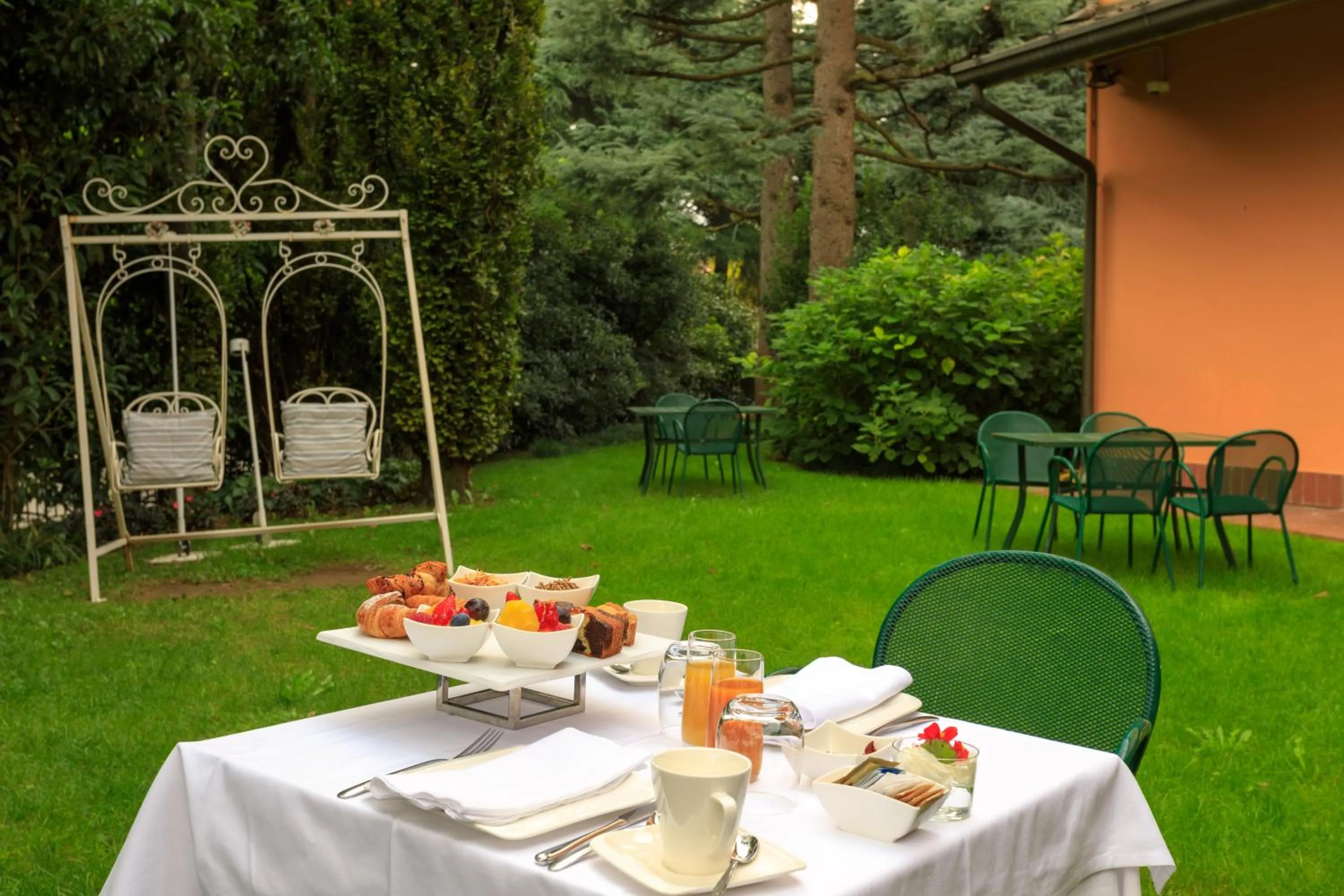 Brianteo Hotel Residence and Restaurant