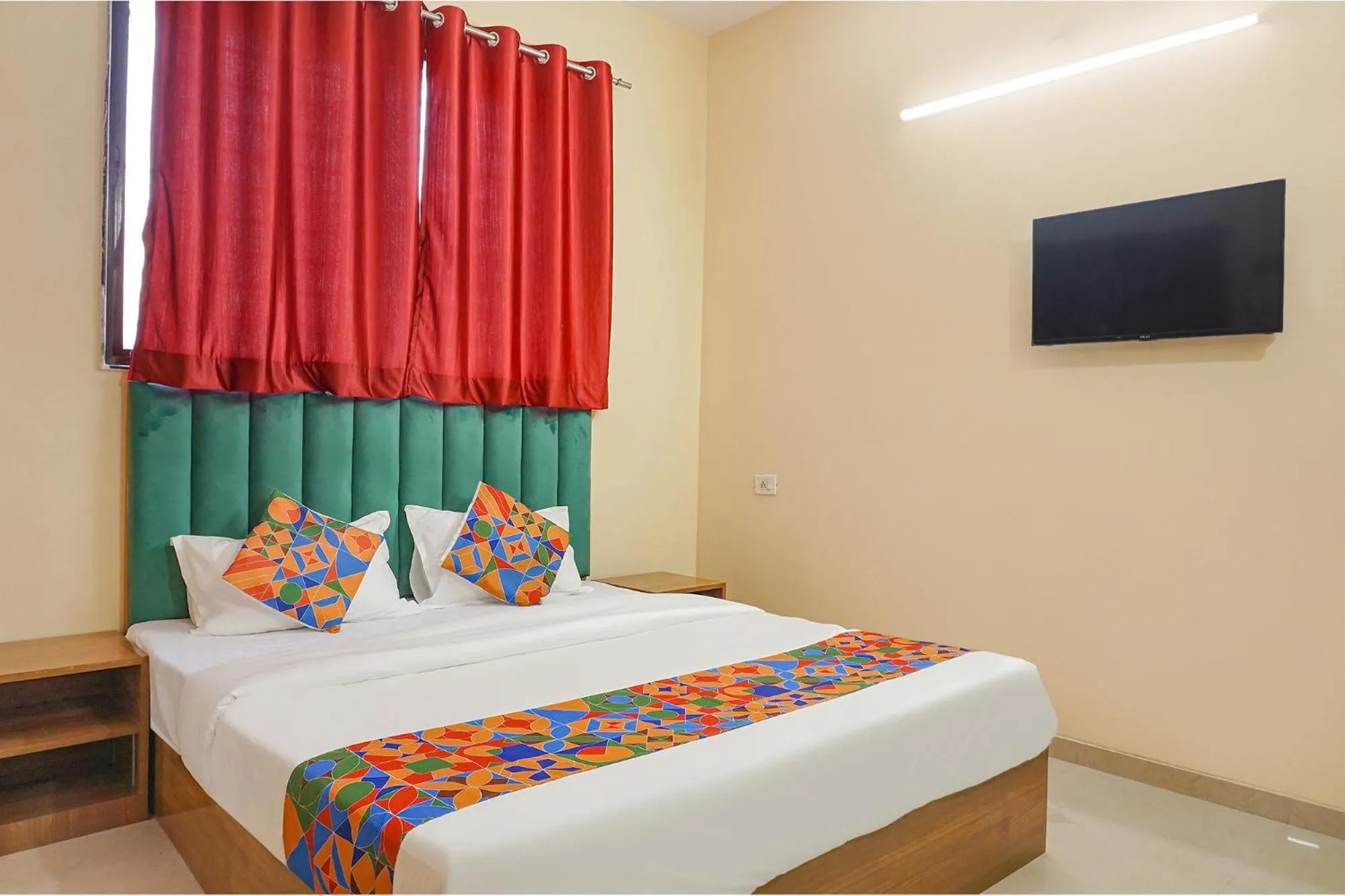 FabHotel New Falcon Inn - Nr Balewadi stadium