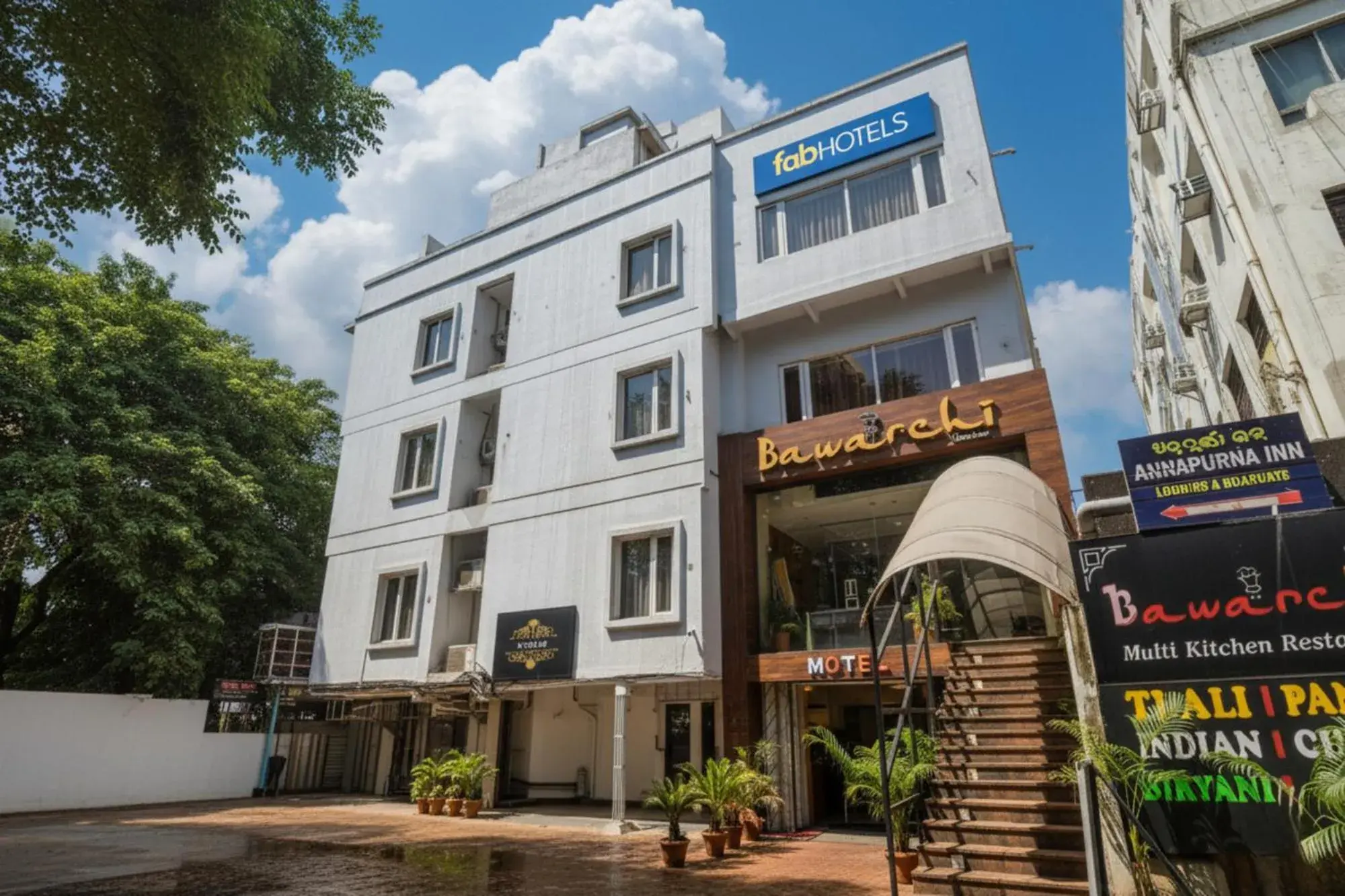 FabHotel Sonali Golden Palace - Nr Bhubaneswar Railway Station FabHotel Sonali Golden Palace - Nr Bhubaneswar Railway Station