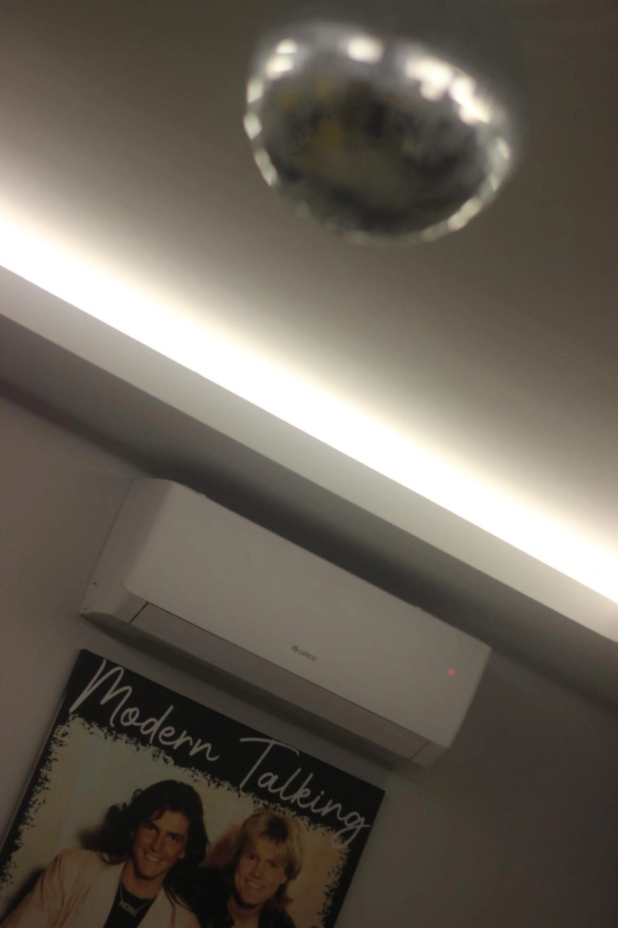 Living room in Retro Star Suites