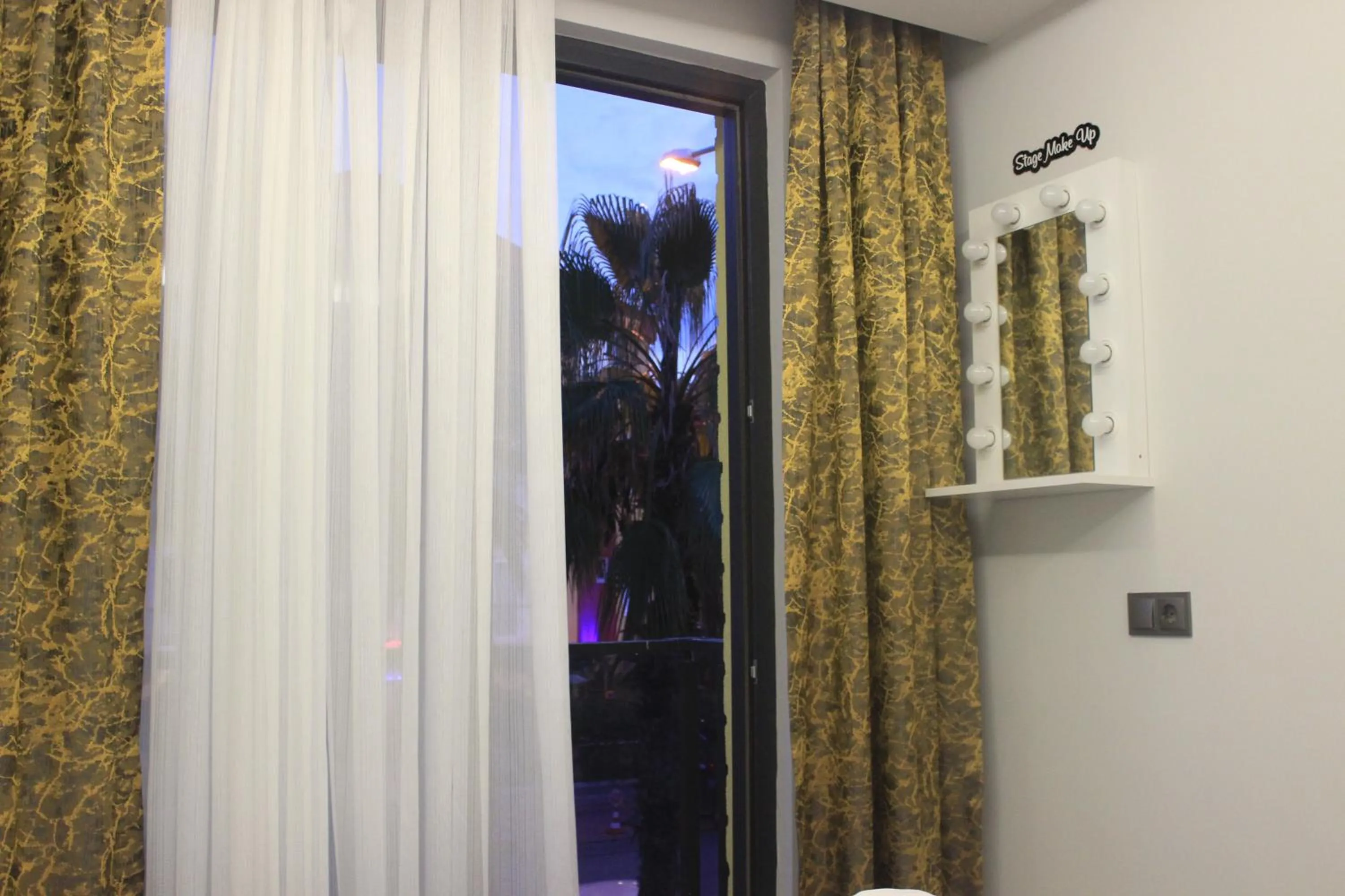 Balcony/Terrace in Retro Star Suites