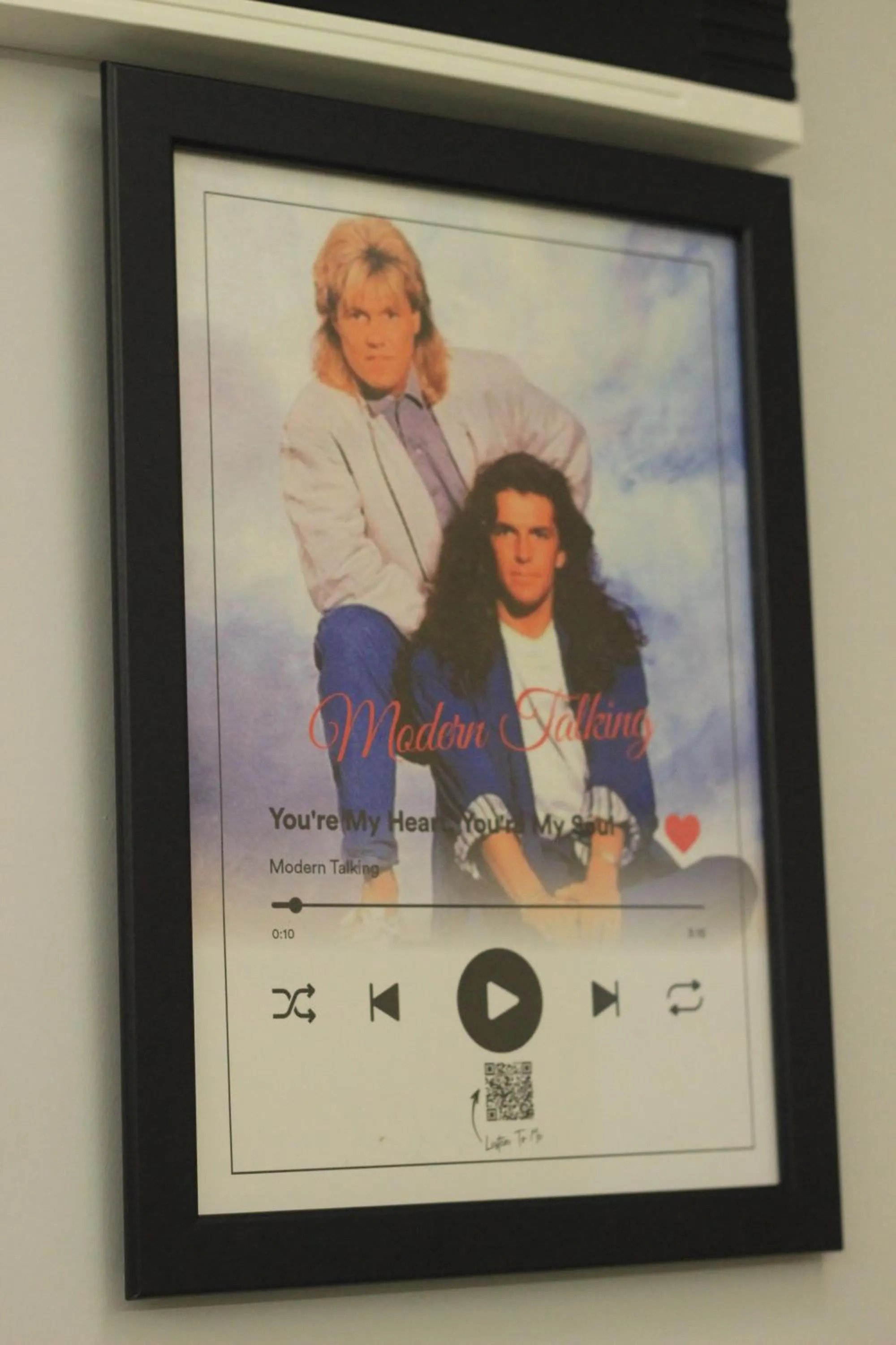 Living room in Retro Star Suites