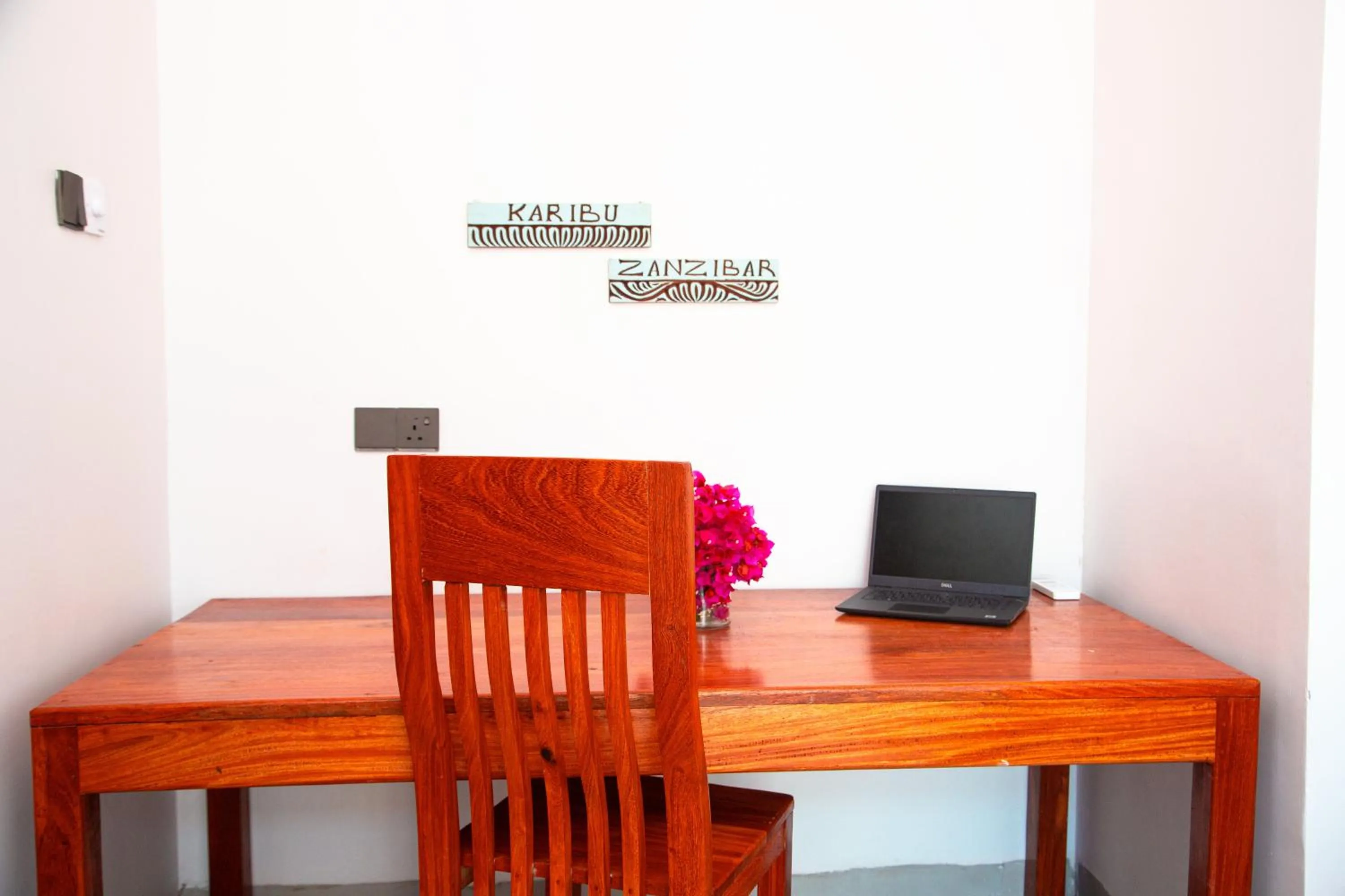 Decorative detail in Jazira Palace