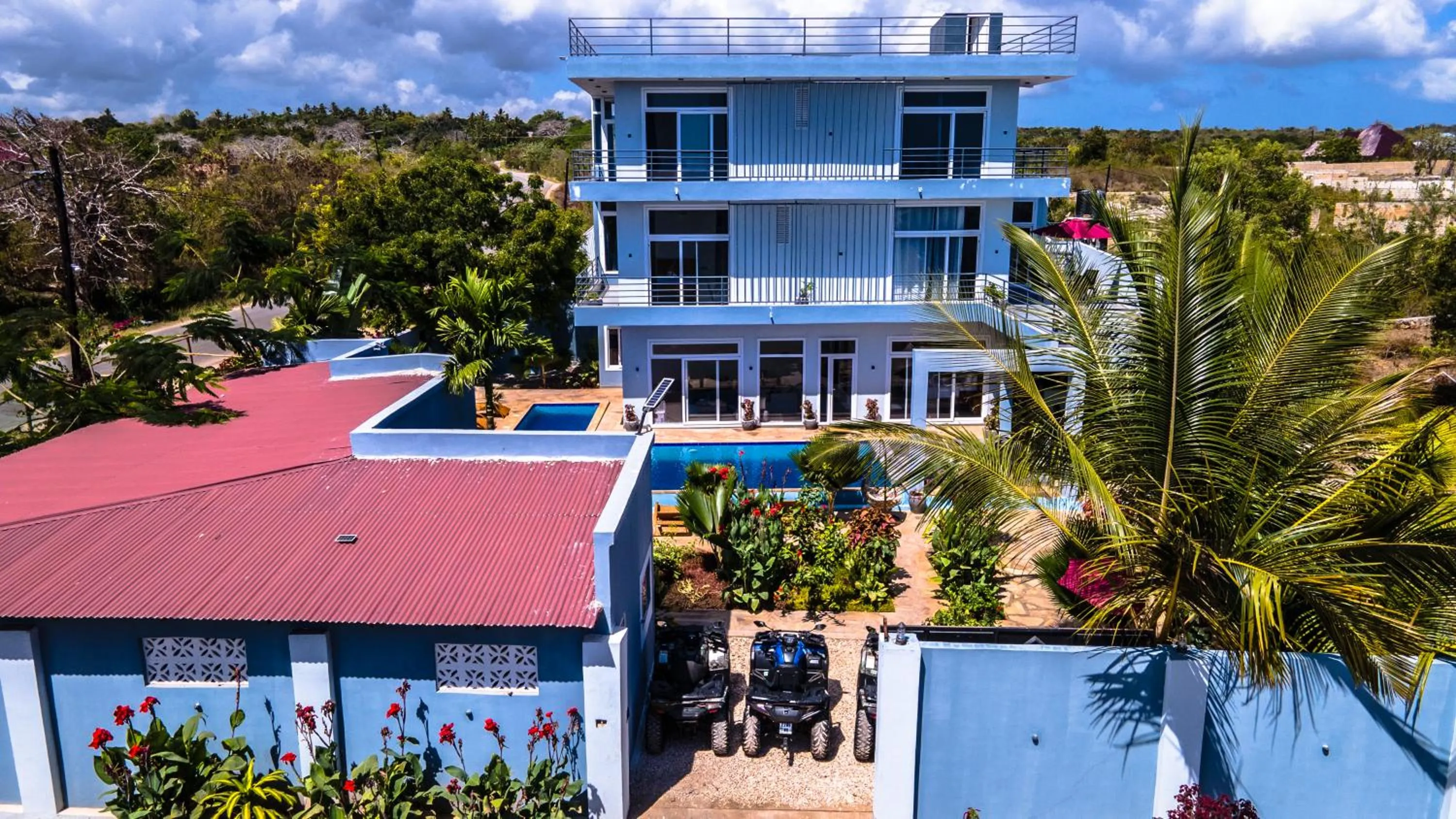 Property building in Jazira Palace