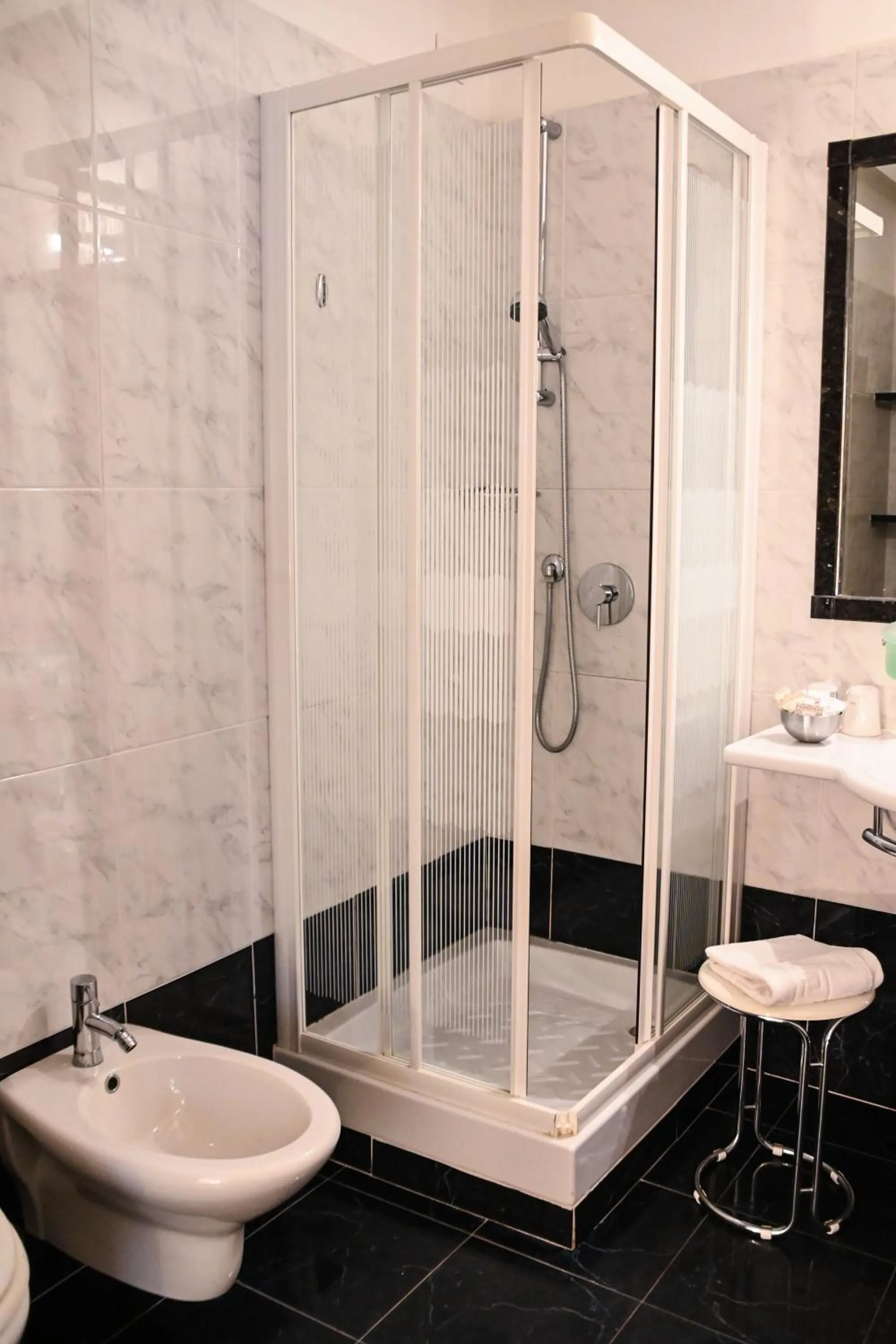 Bathroom in Villa Imperiale Hotel