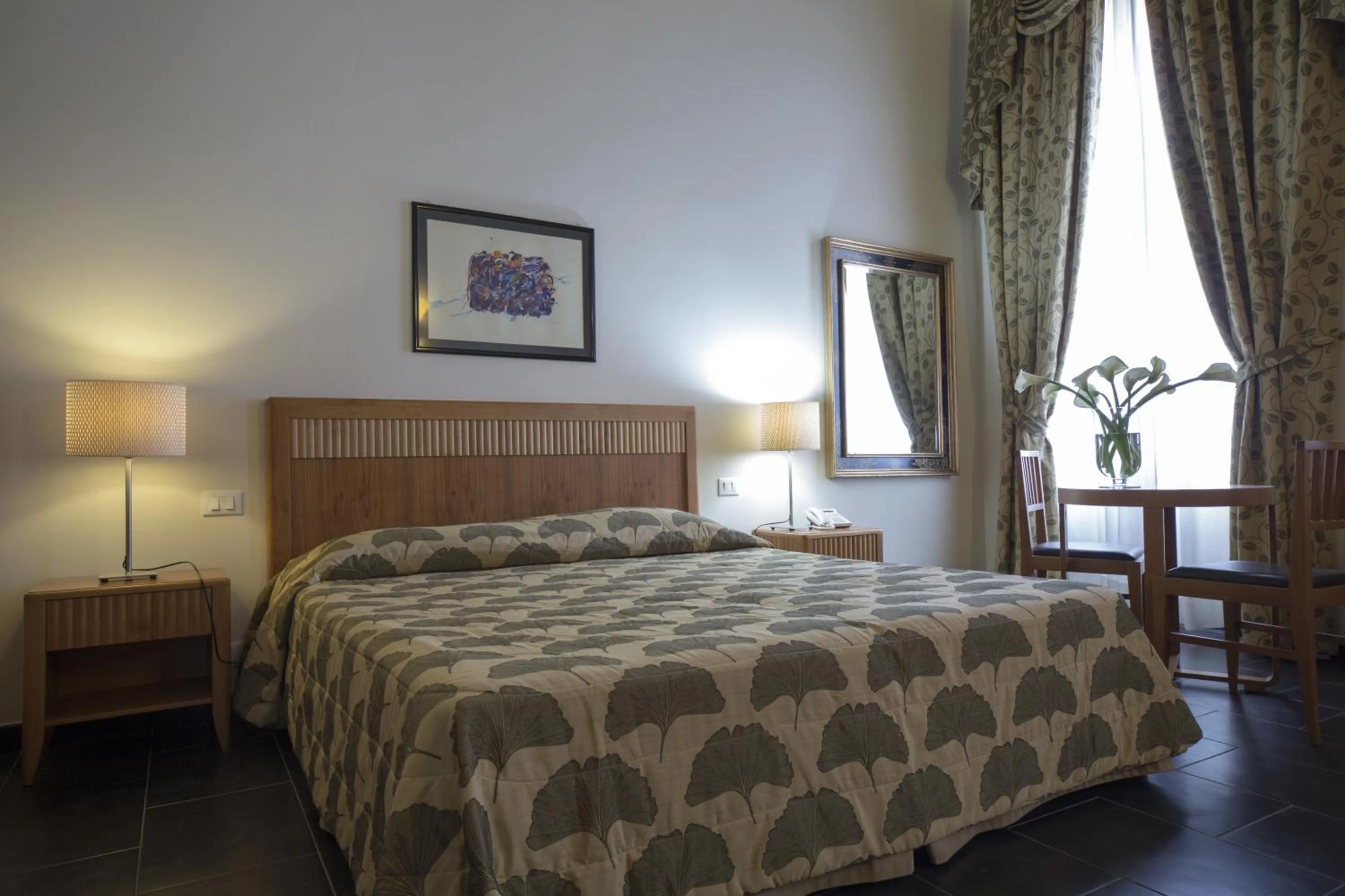 Balcony/Terrace, Bed in Villa Imperiale Hotel