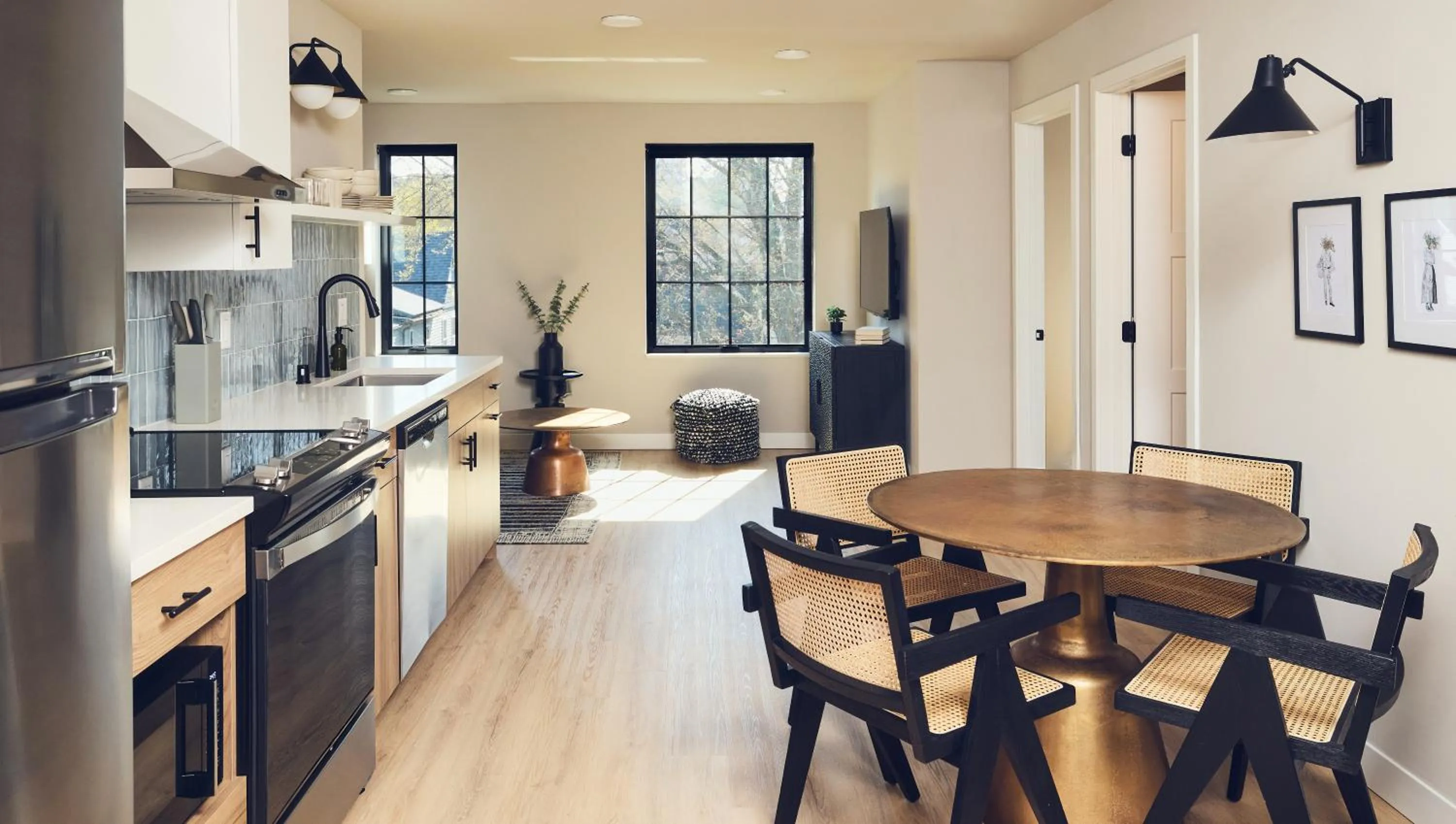 TV and multimedia in The Dylin